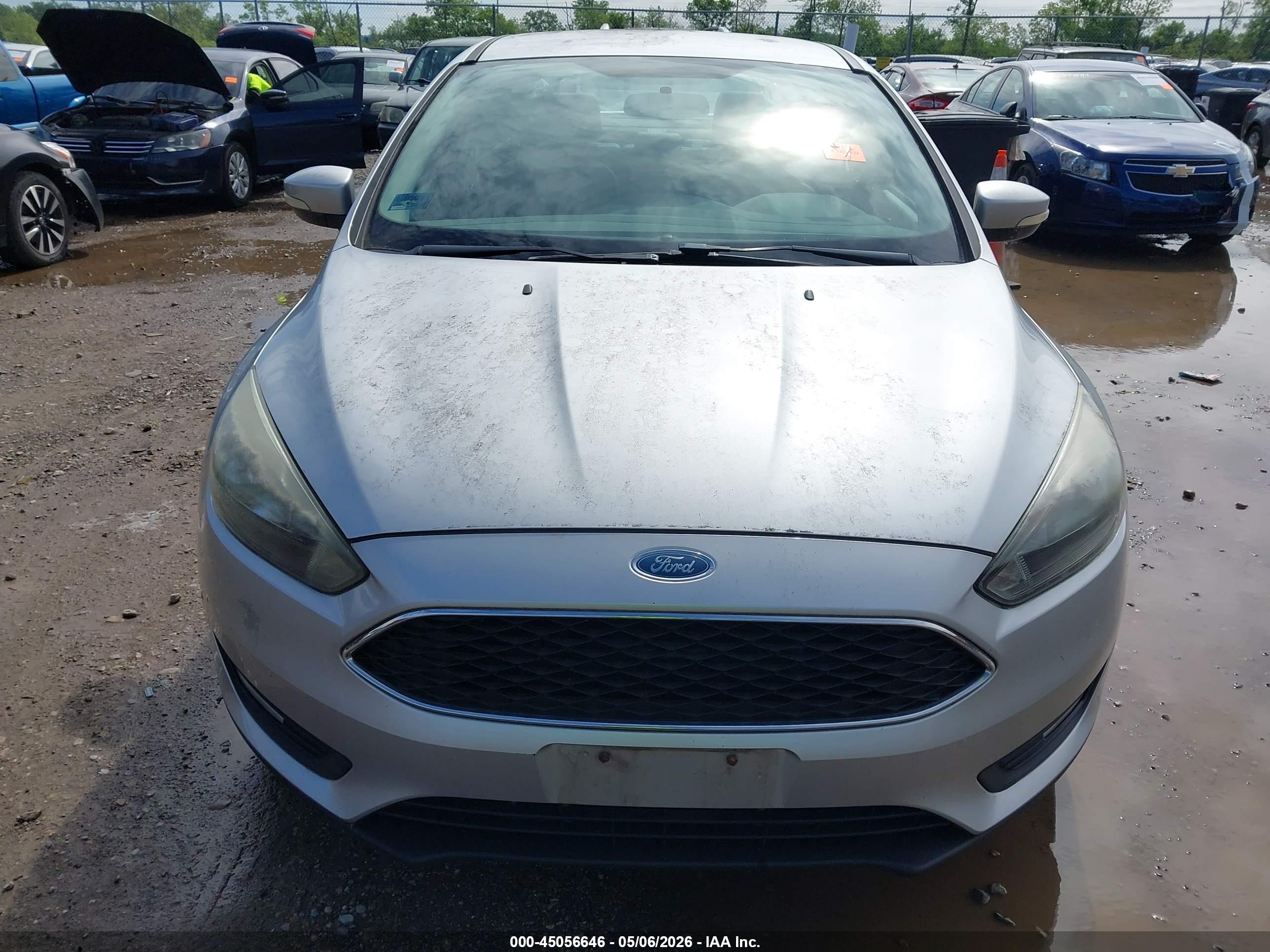 FORD FOCUS image 6