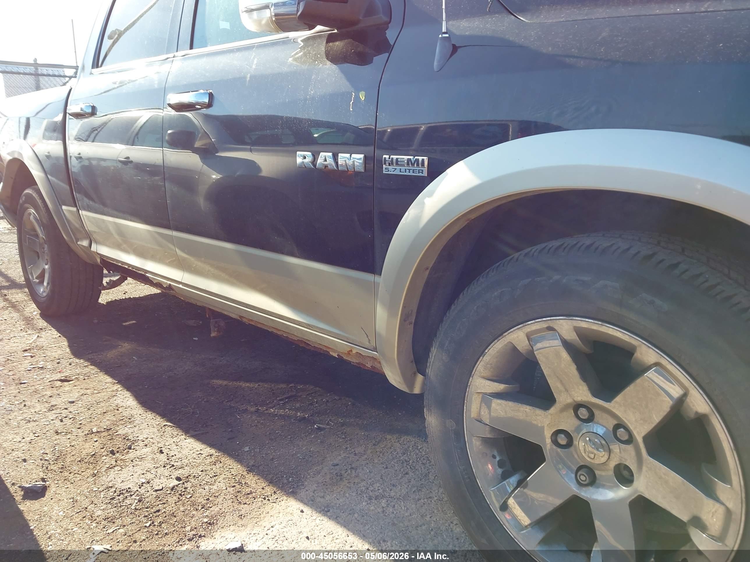 DODGE RAM image 6
