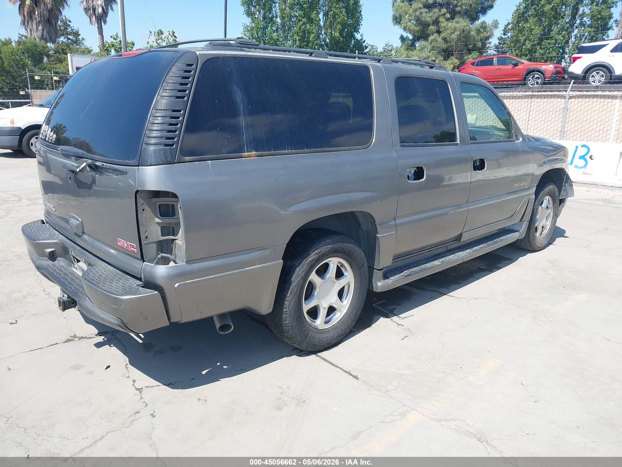 GMC YUKON image 4
