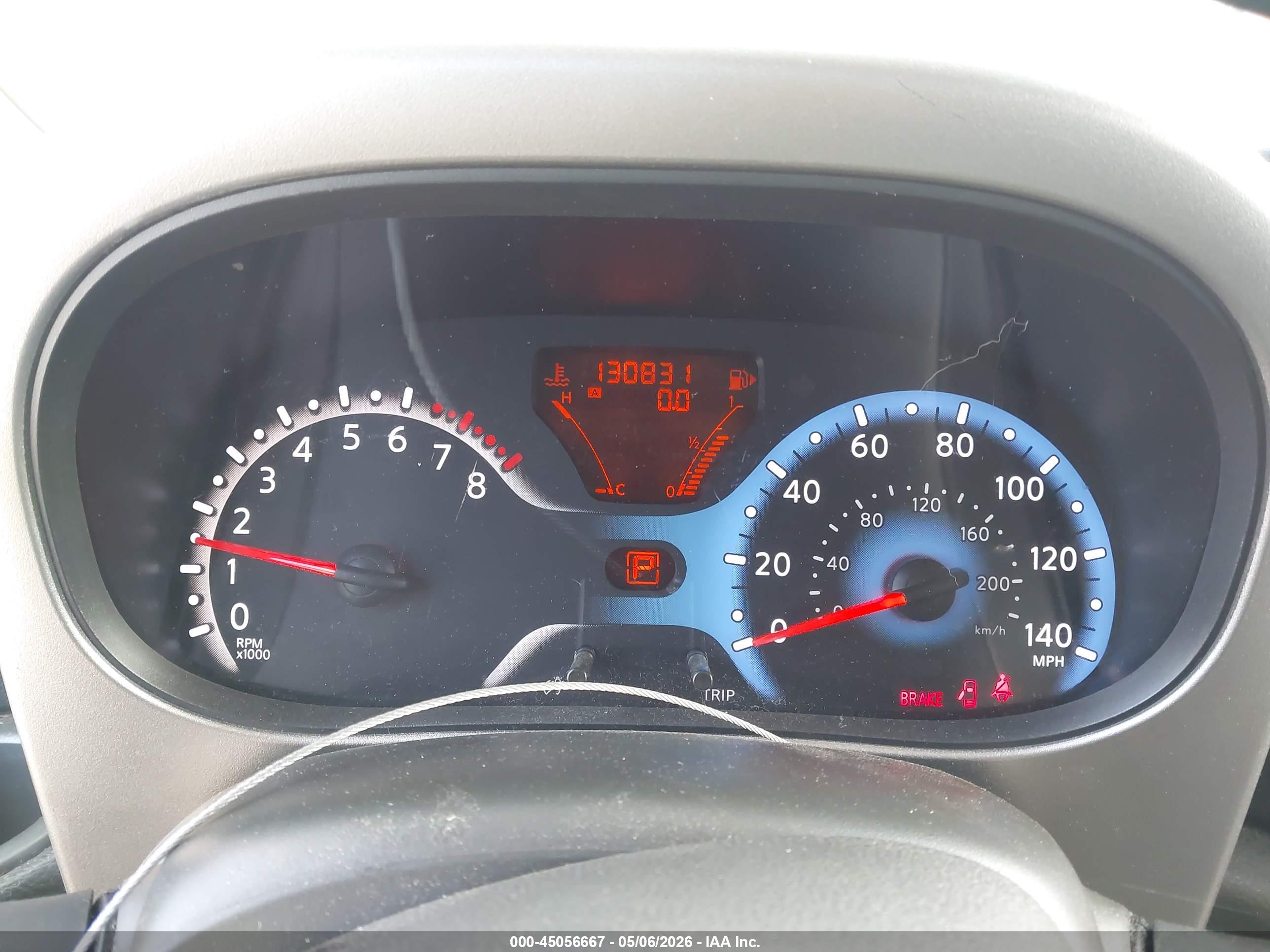 NISSAN CUBE image 7