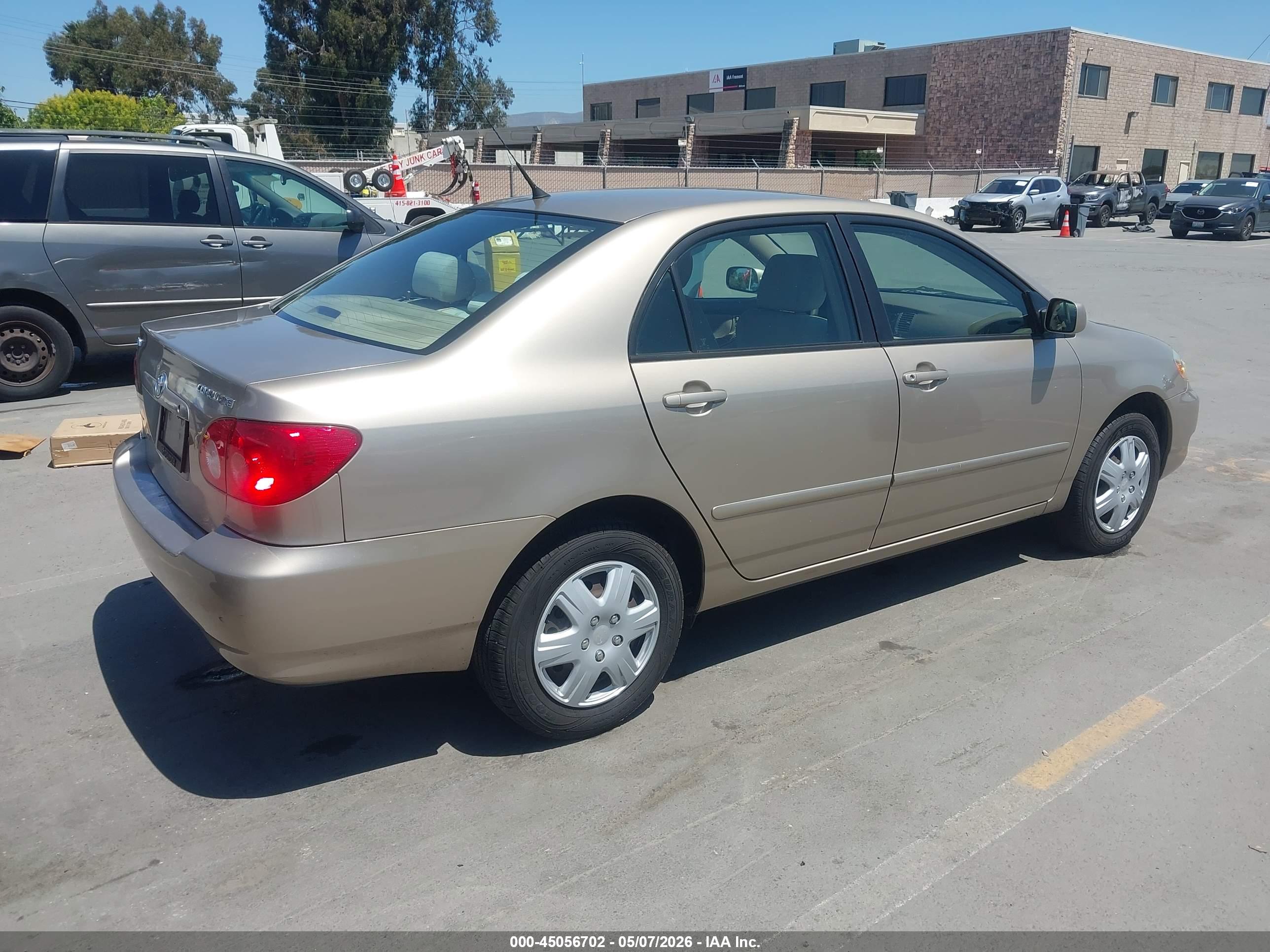 TOYOTA COROLLA image 4