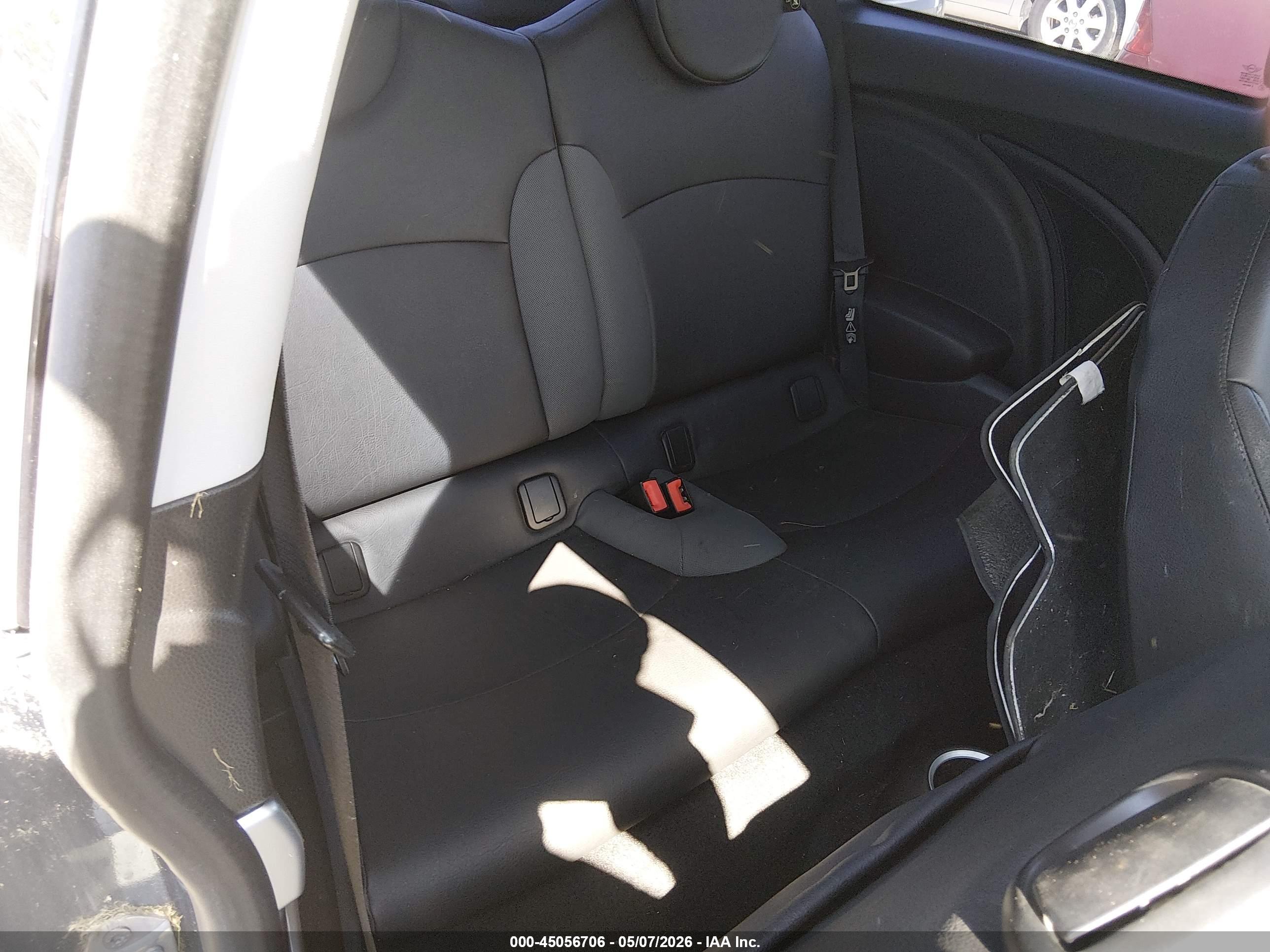 MINI COOPER image 8