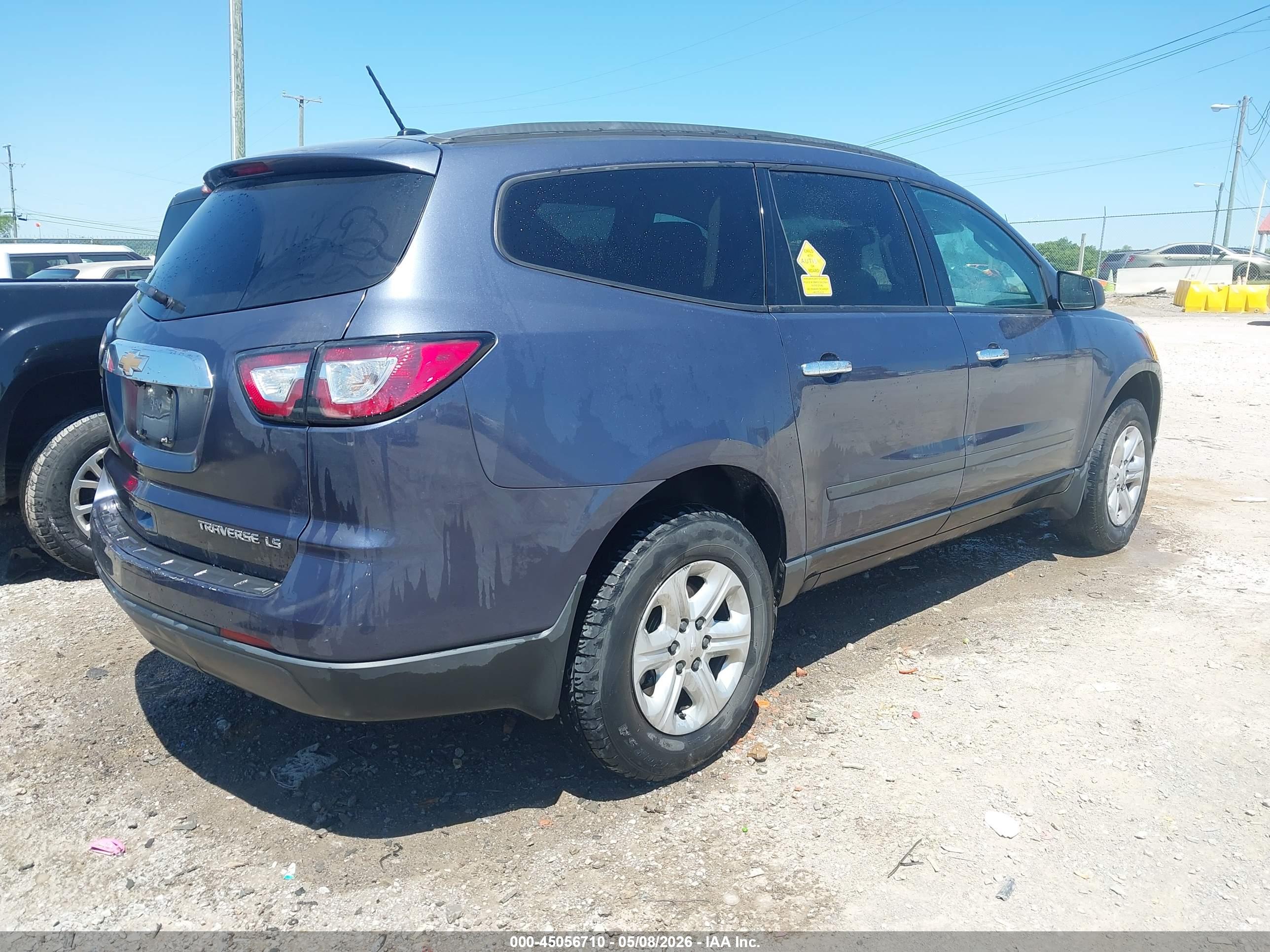 CHEVROLET TRAVERSE image 4