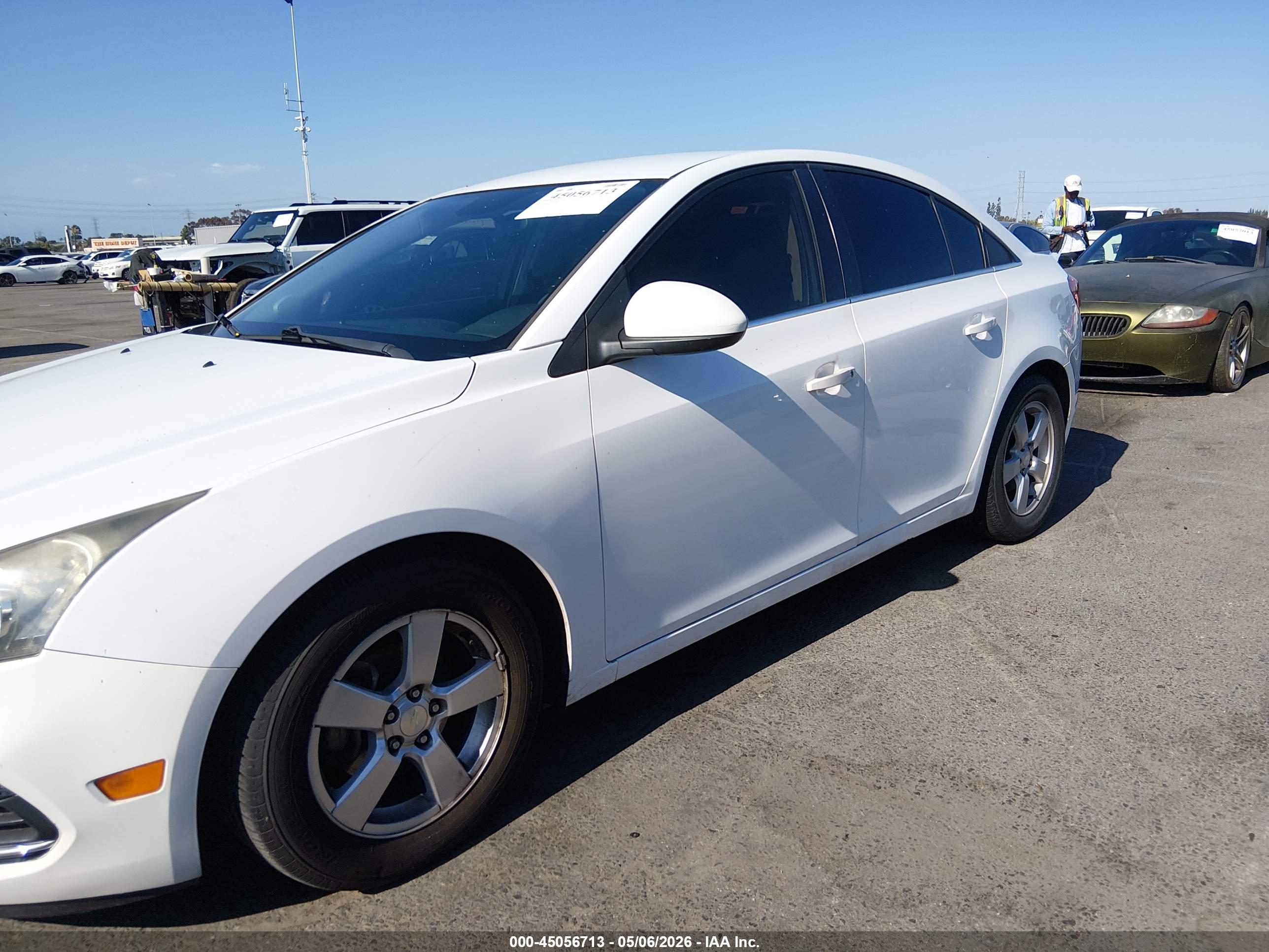 CHEVROLET CRUZE image 6