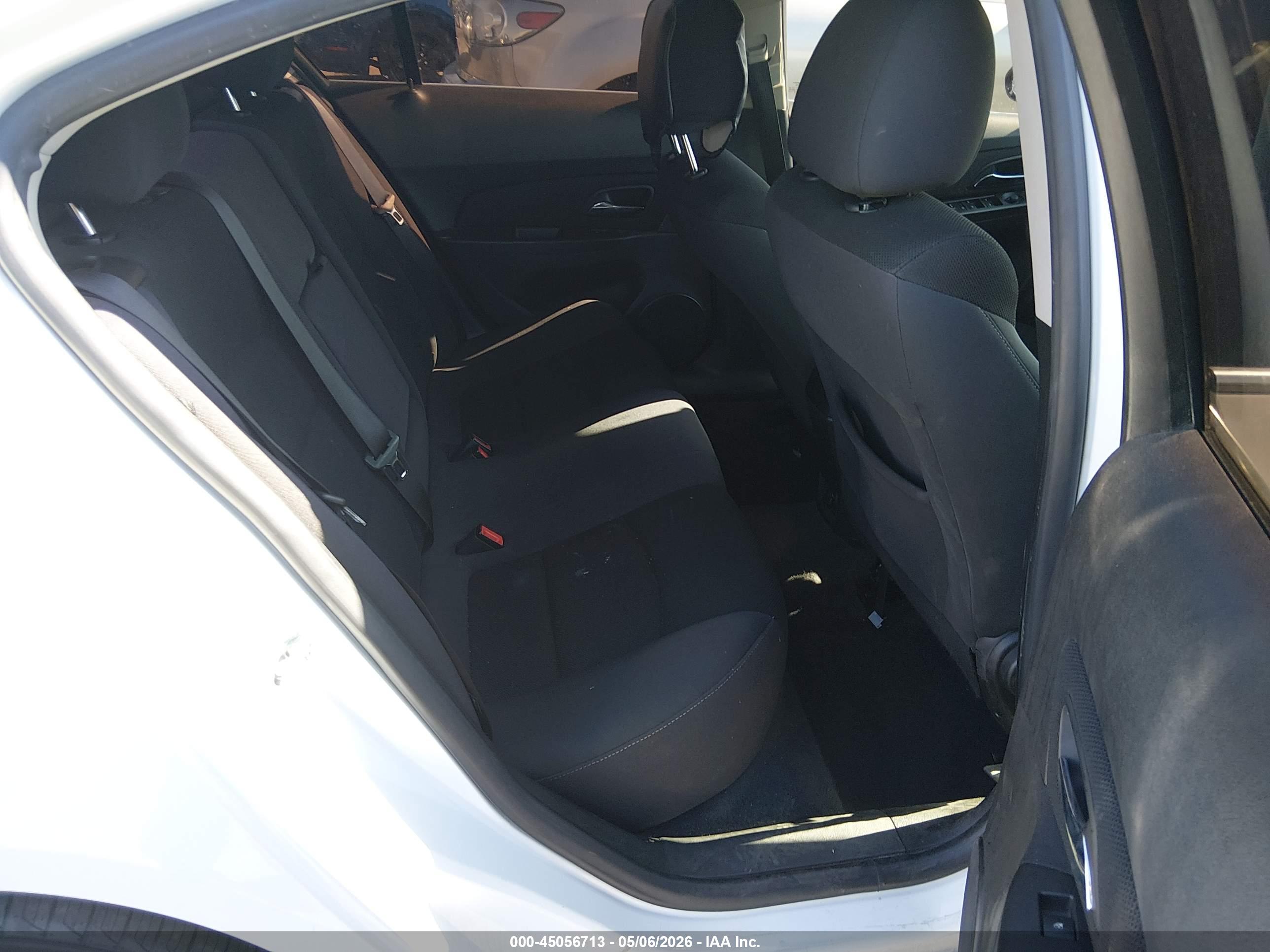 CHEVROLET CRUZE image 8