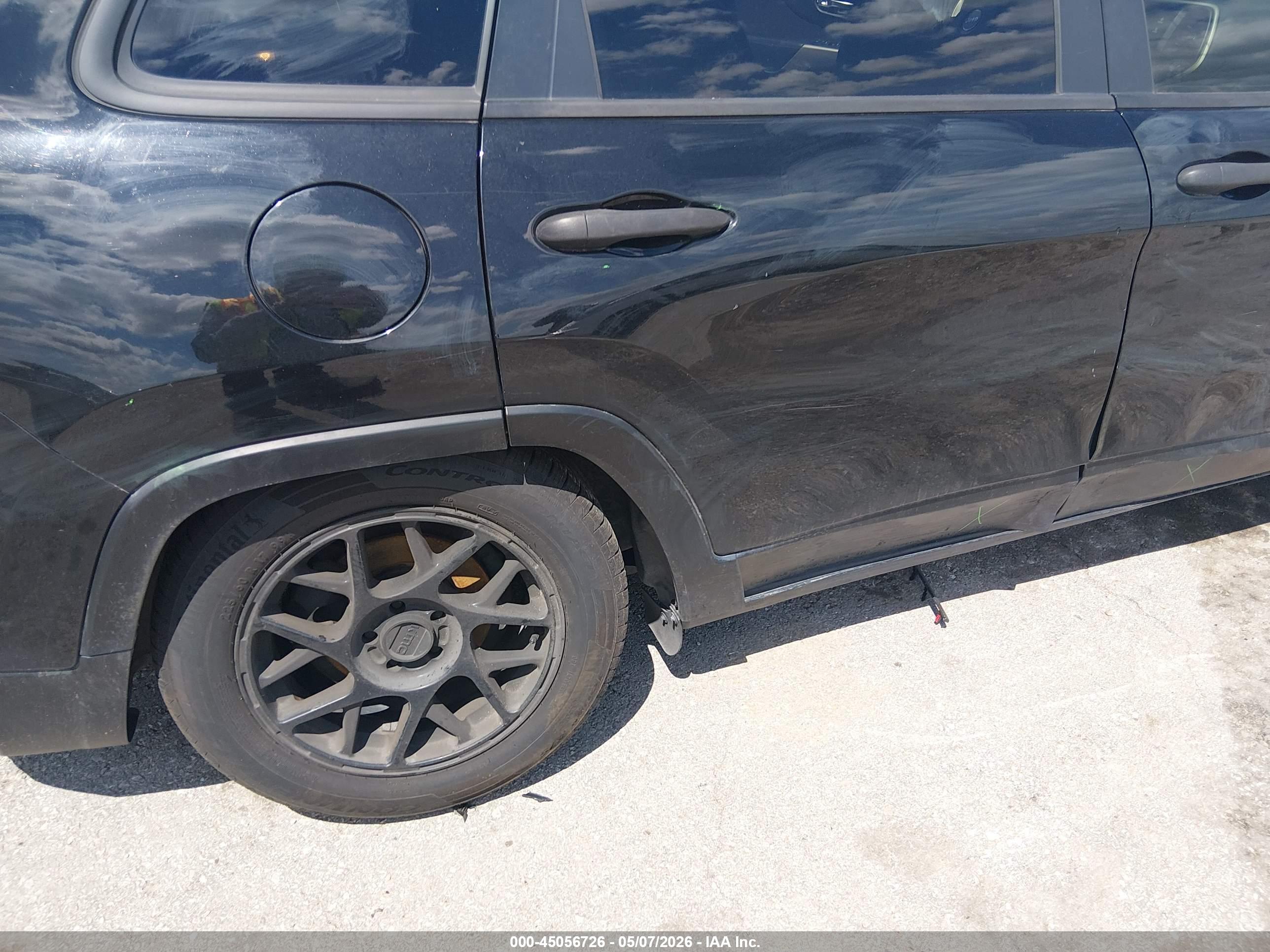 JEEP CHEROKEE image 6