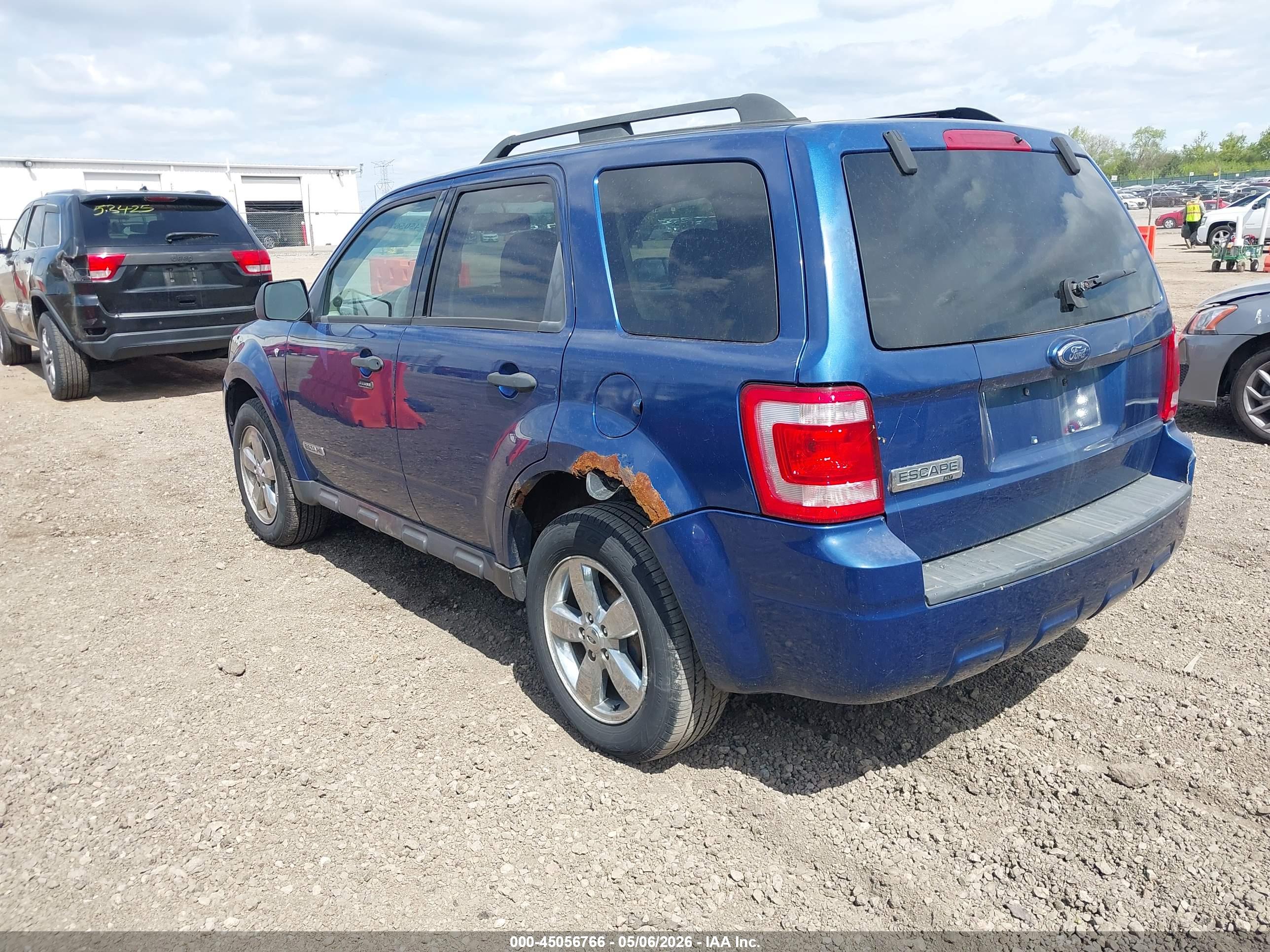 FORD ESCAPE image 3