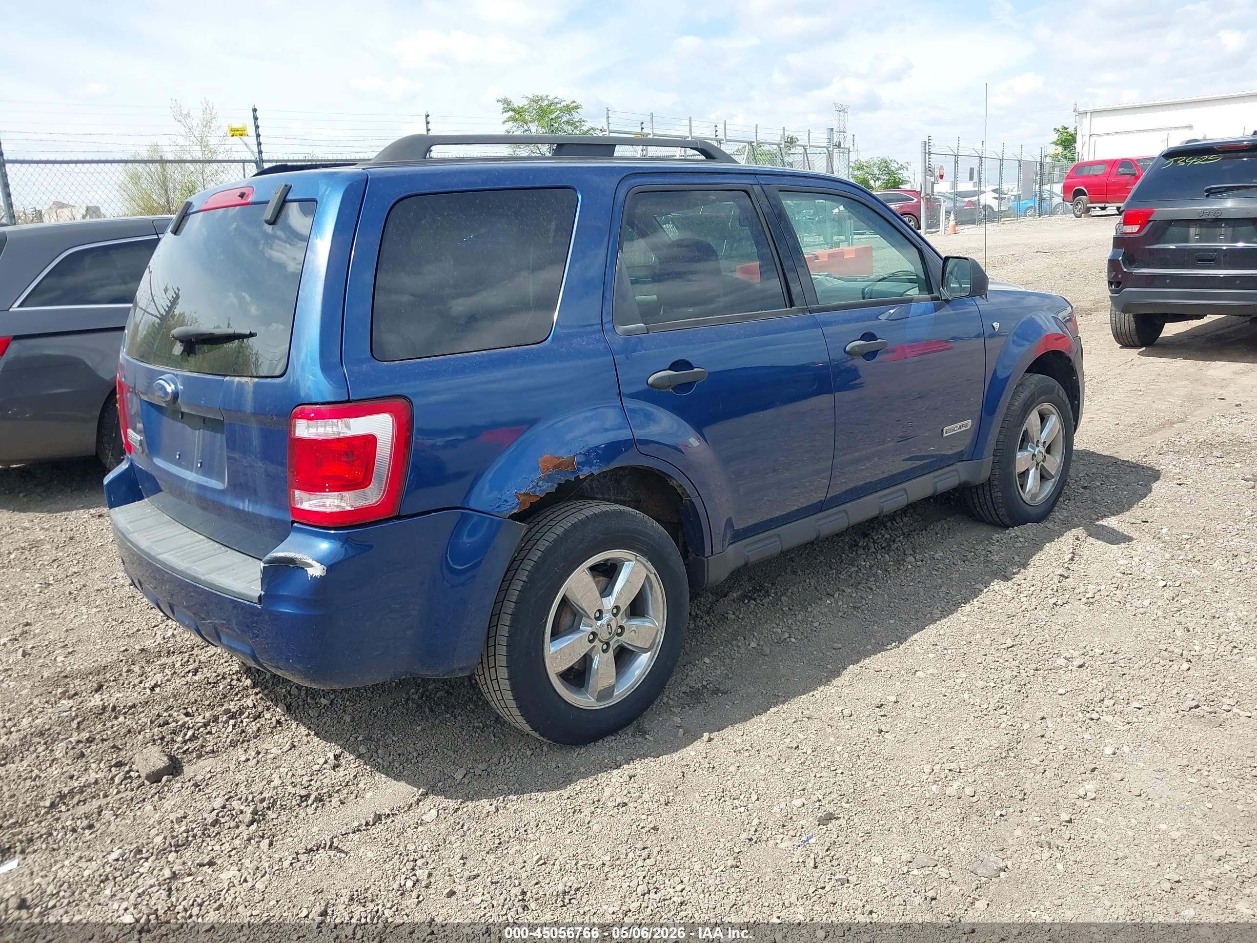 FORD ESCAPE image 4