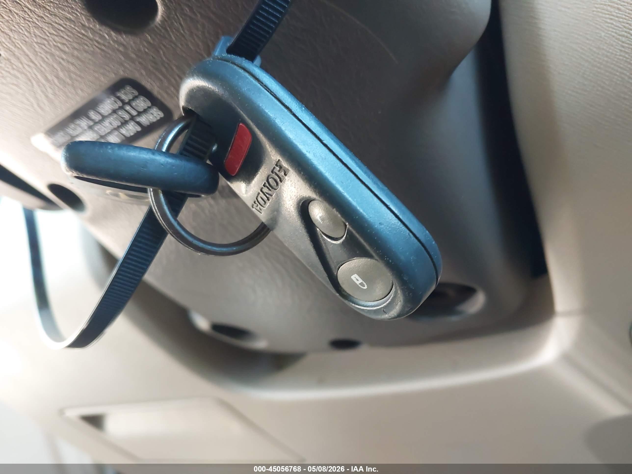 HONDA CR-V image 11