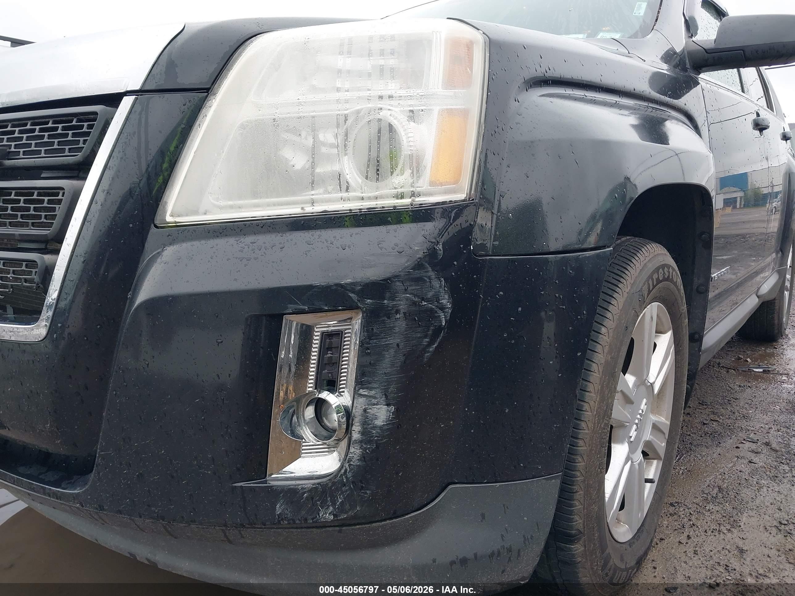 GMC TERRAIN image 6