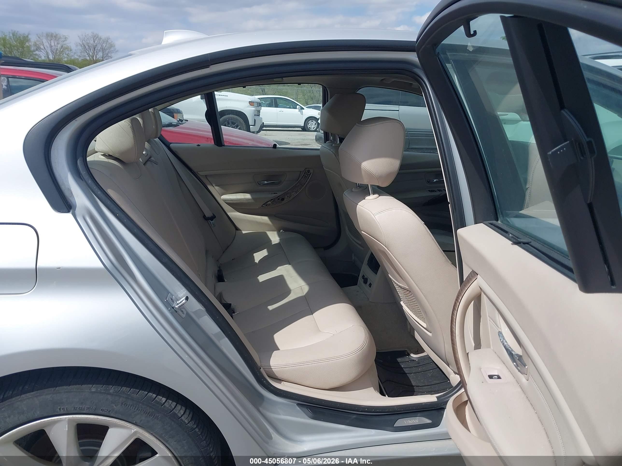 BMW 328I image 8