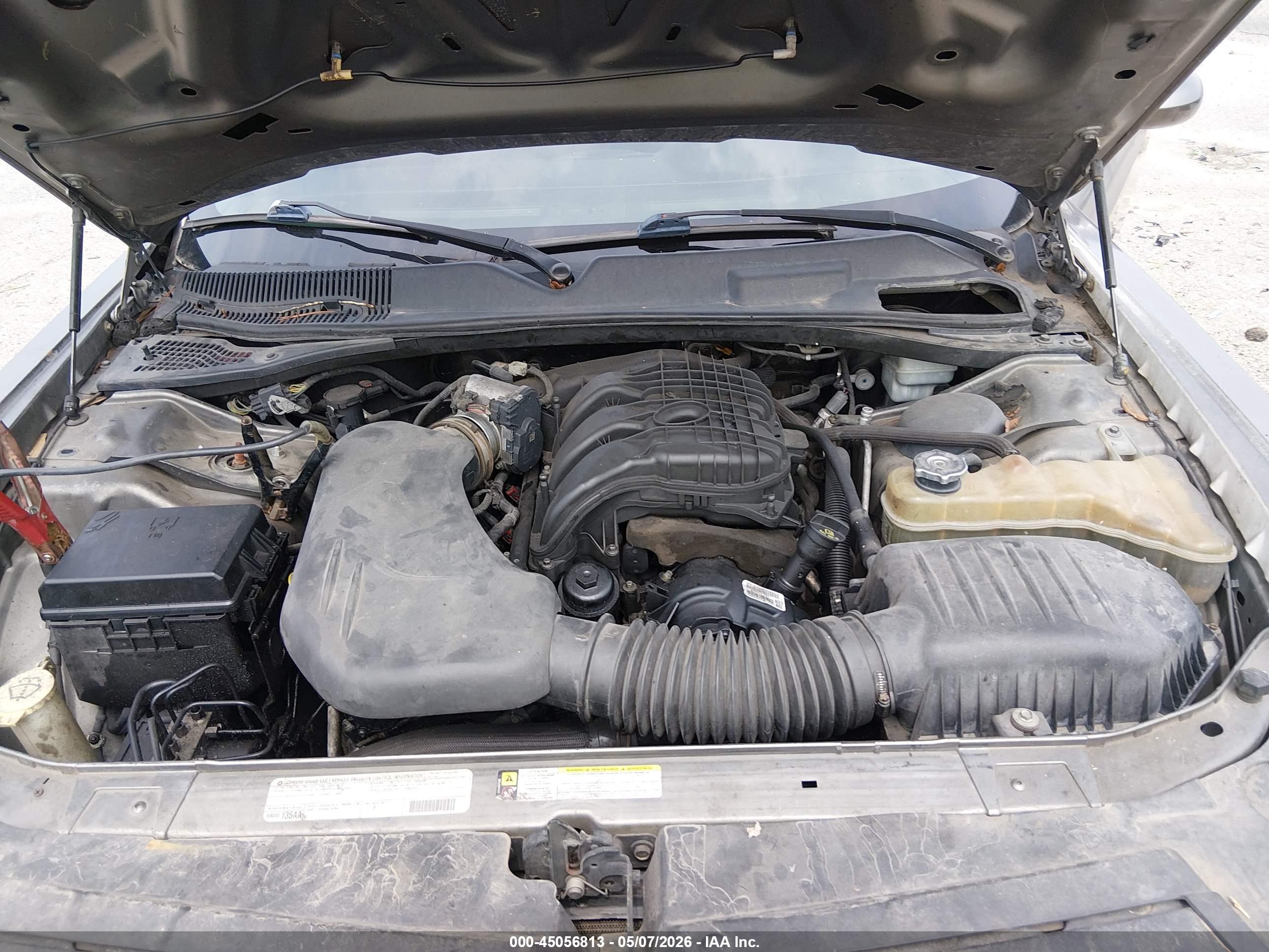 DODGE CHALLENGER image 10