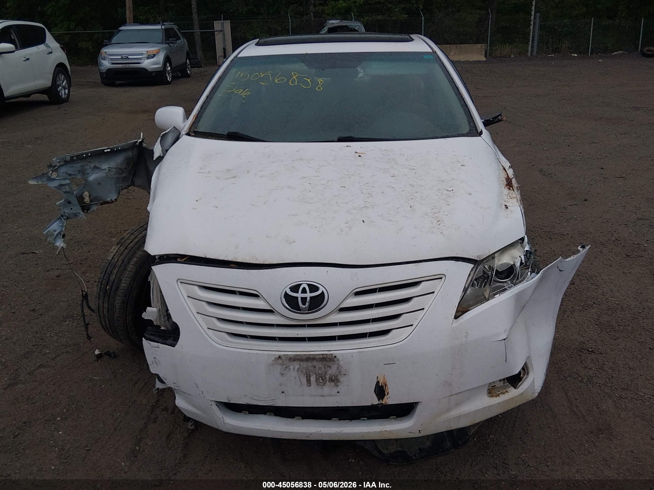 TOYOTA CAMRY image 6