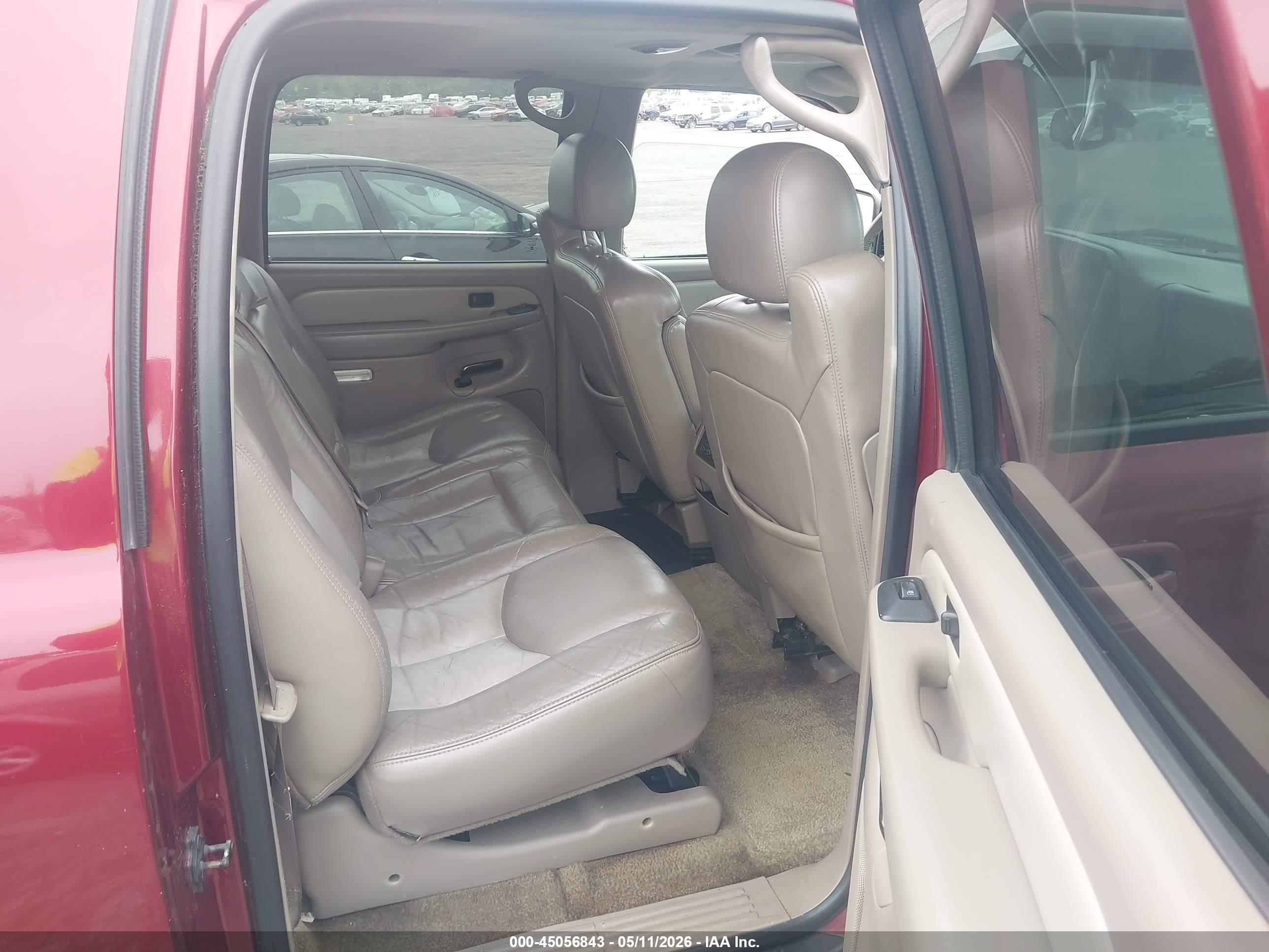 GMC YUKON image 8