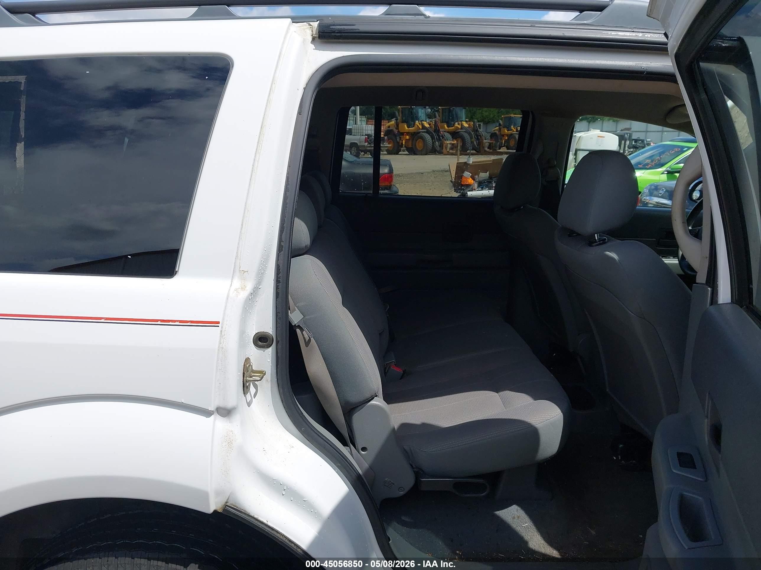 DODGE DURANGO image 8