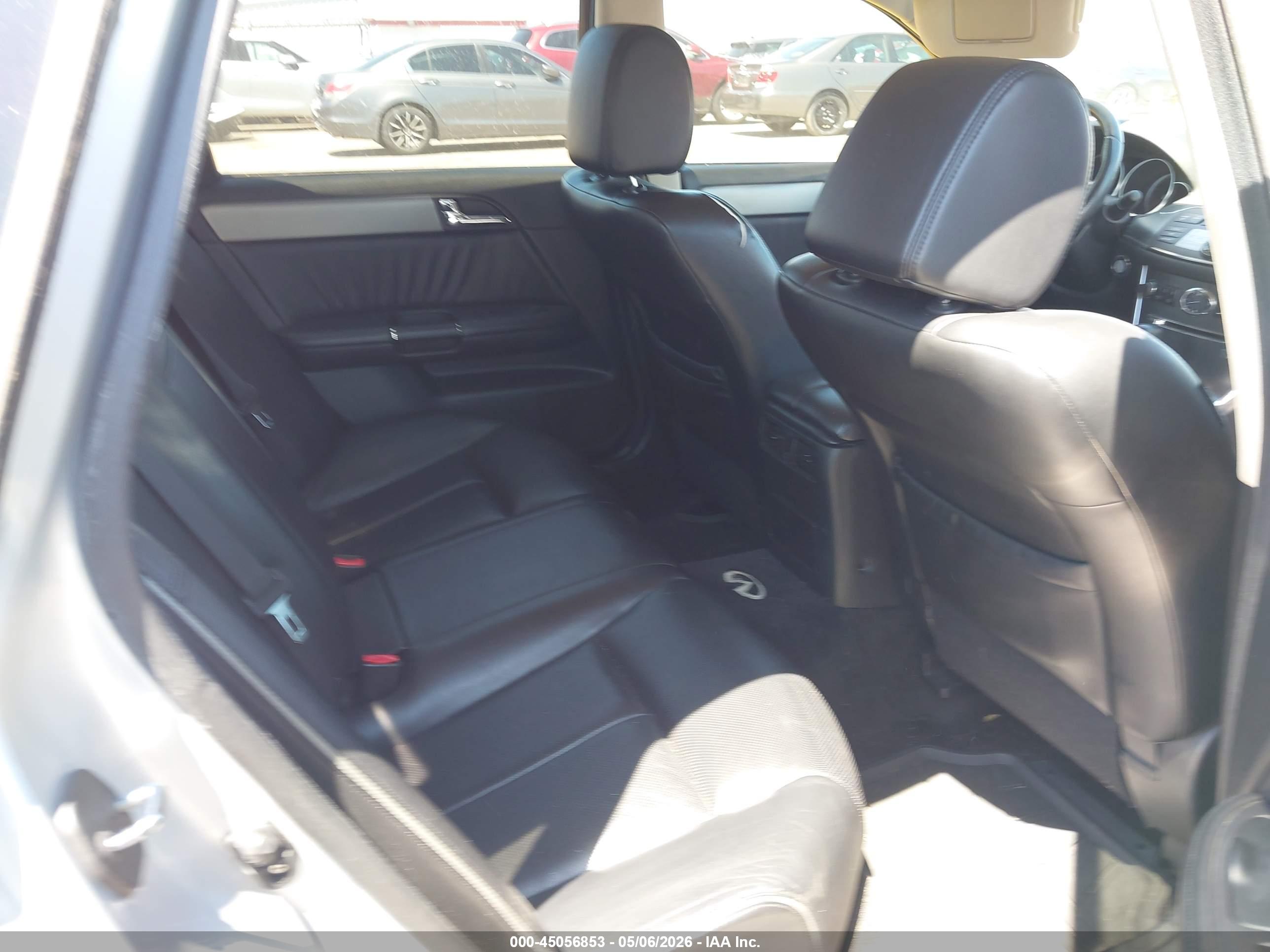 INFINITI M35 image 8