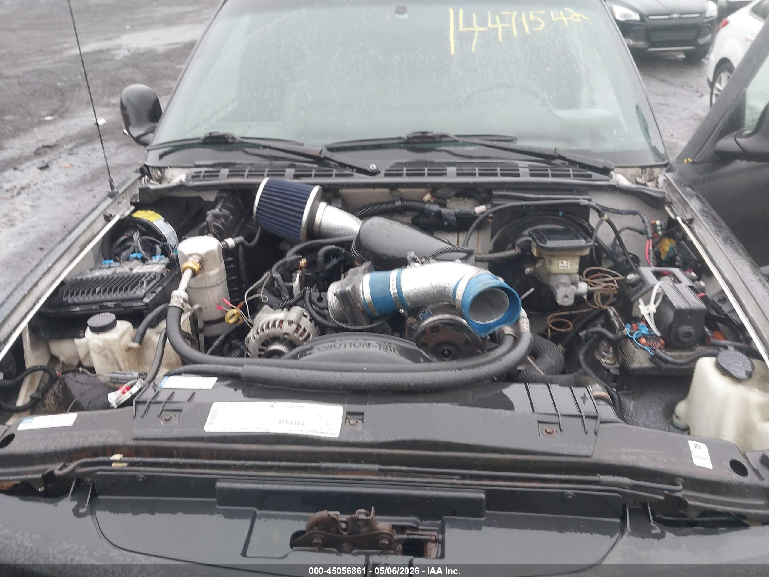 CHEVROLET S-10 image 10