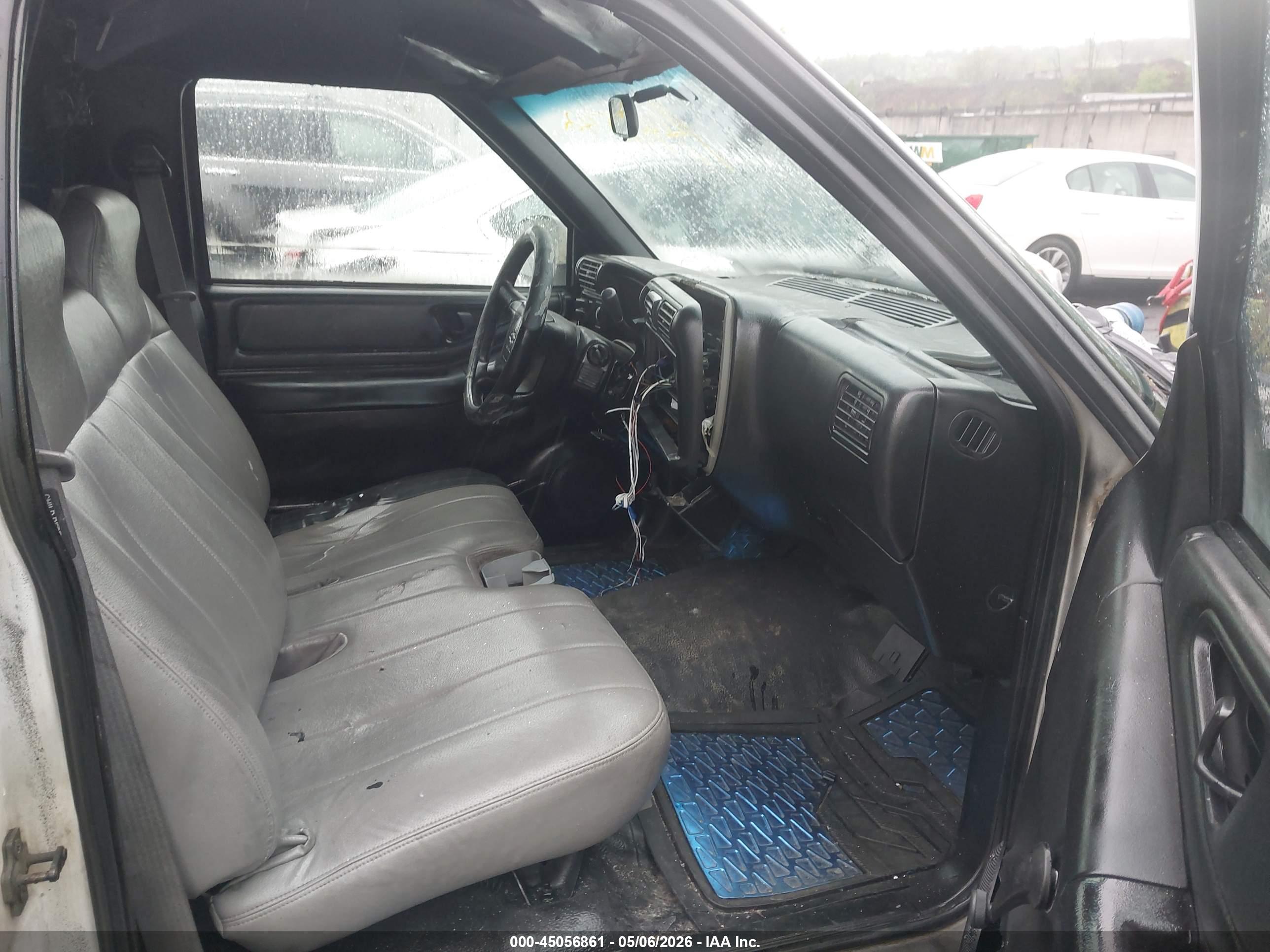 CHEVROLET S-10 image 5