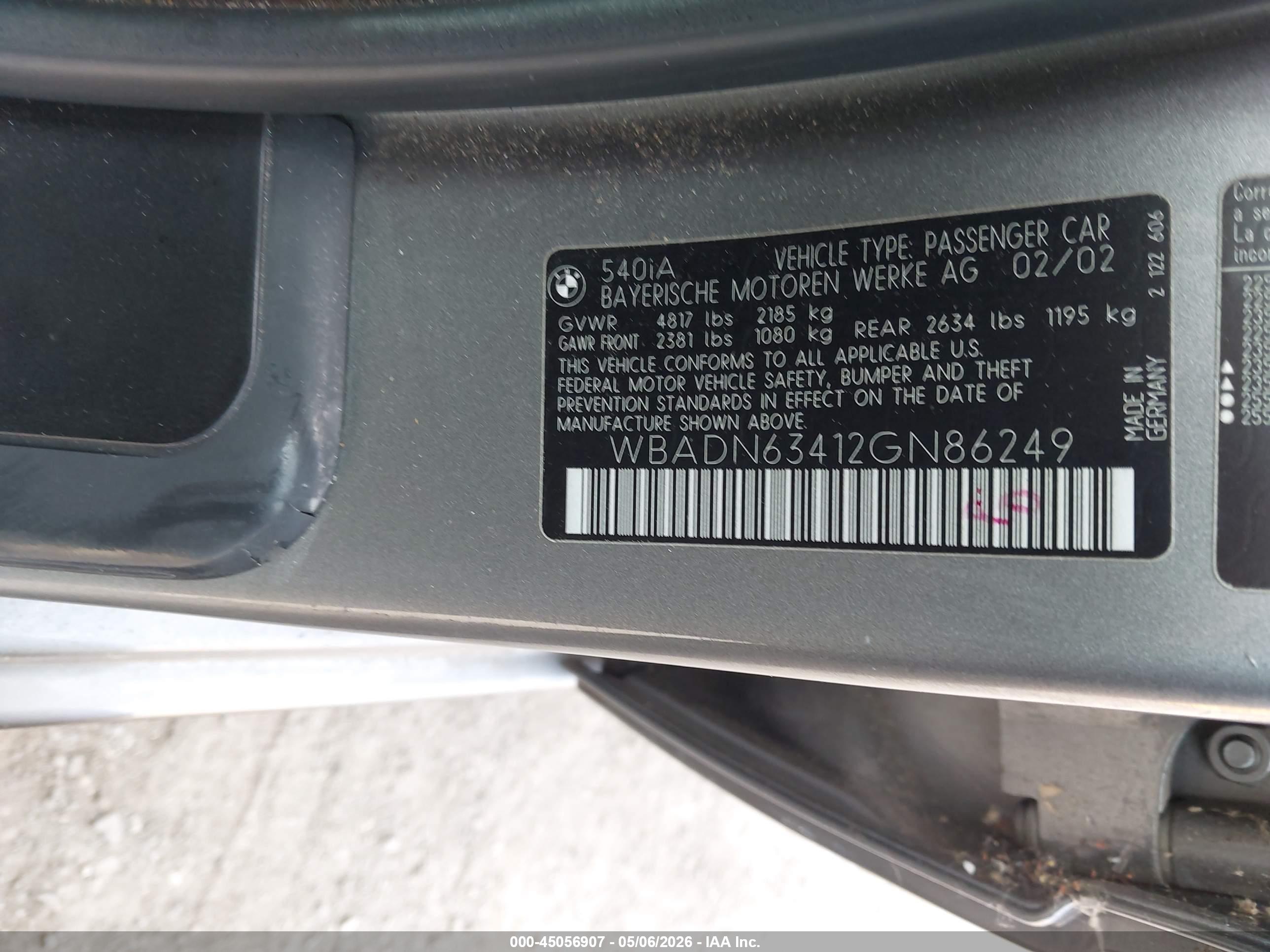 BMW 540IA image 9