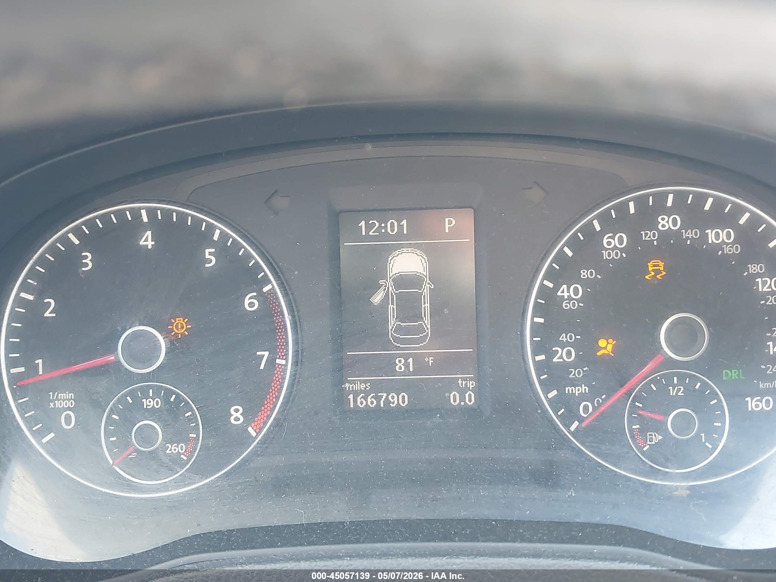 VOLKSWAGEN PASSAT image 7
