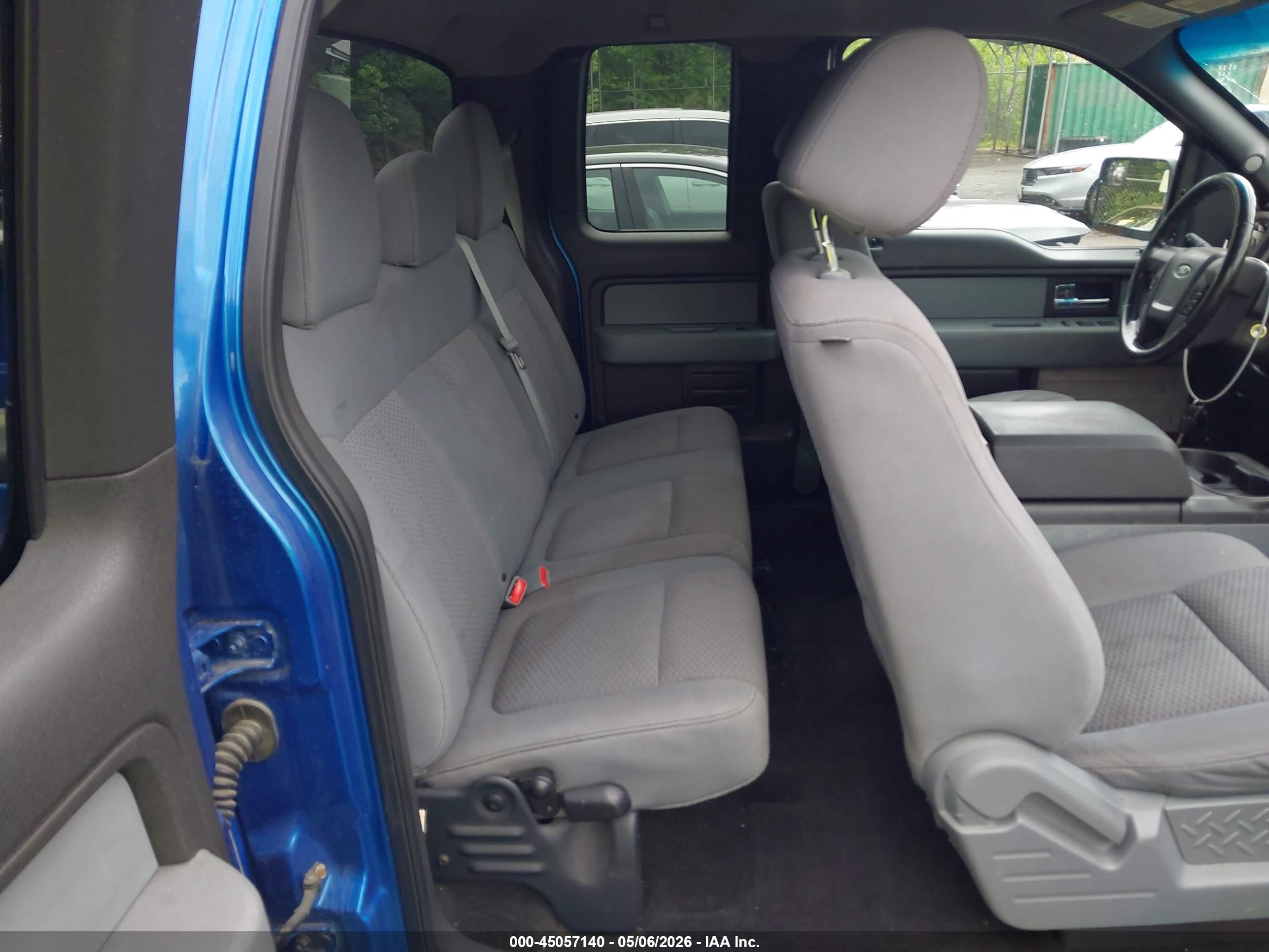 FORD F-150 image 8
