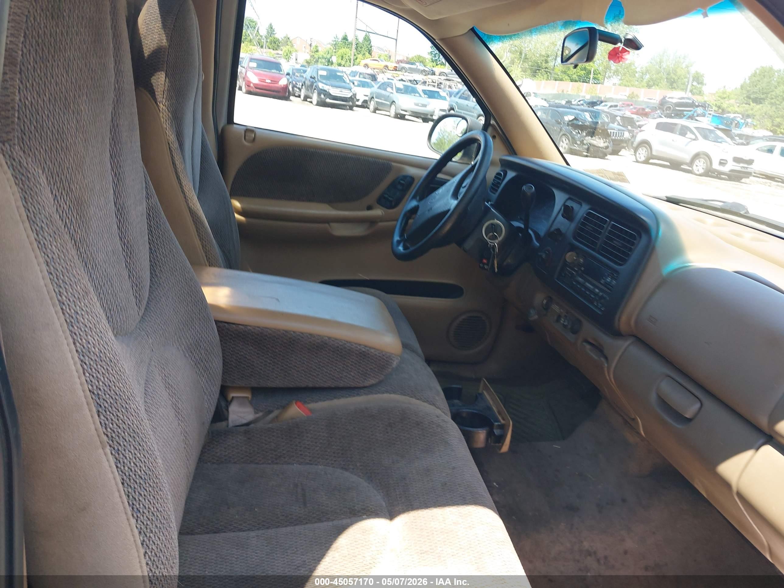 DODGE DAKOTA image 5