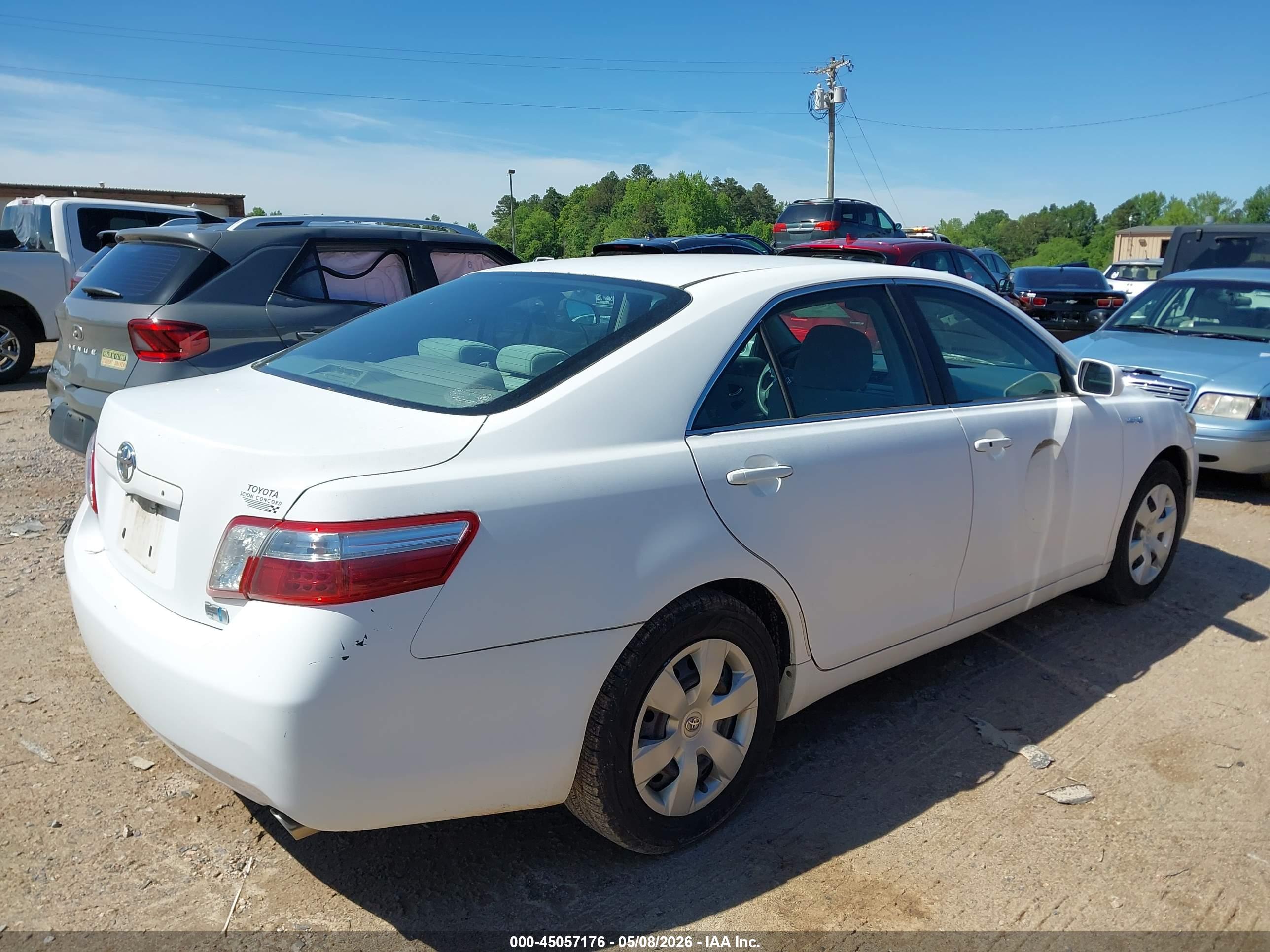 TOYOTA CAMRY image 4