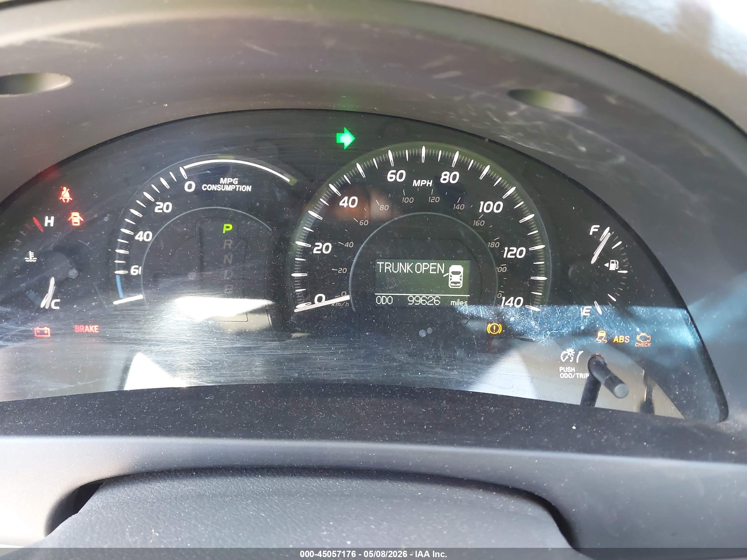 TOYOTA CAMRY image 7