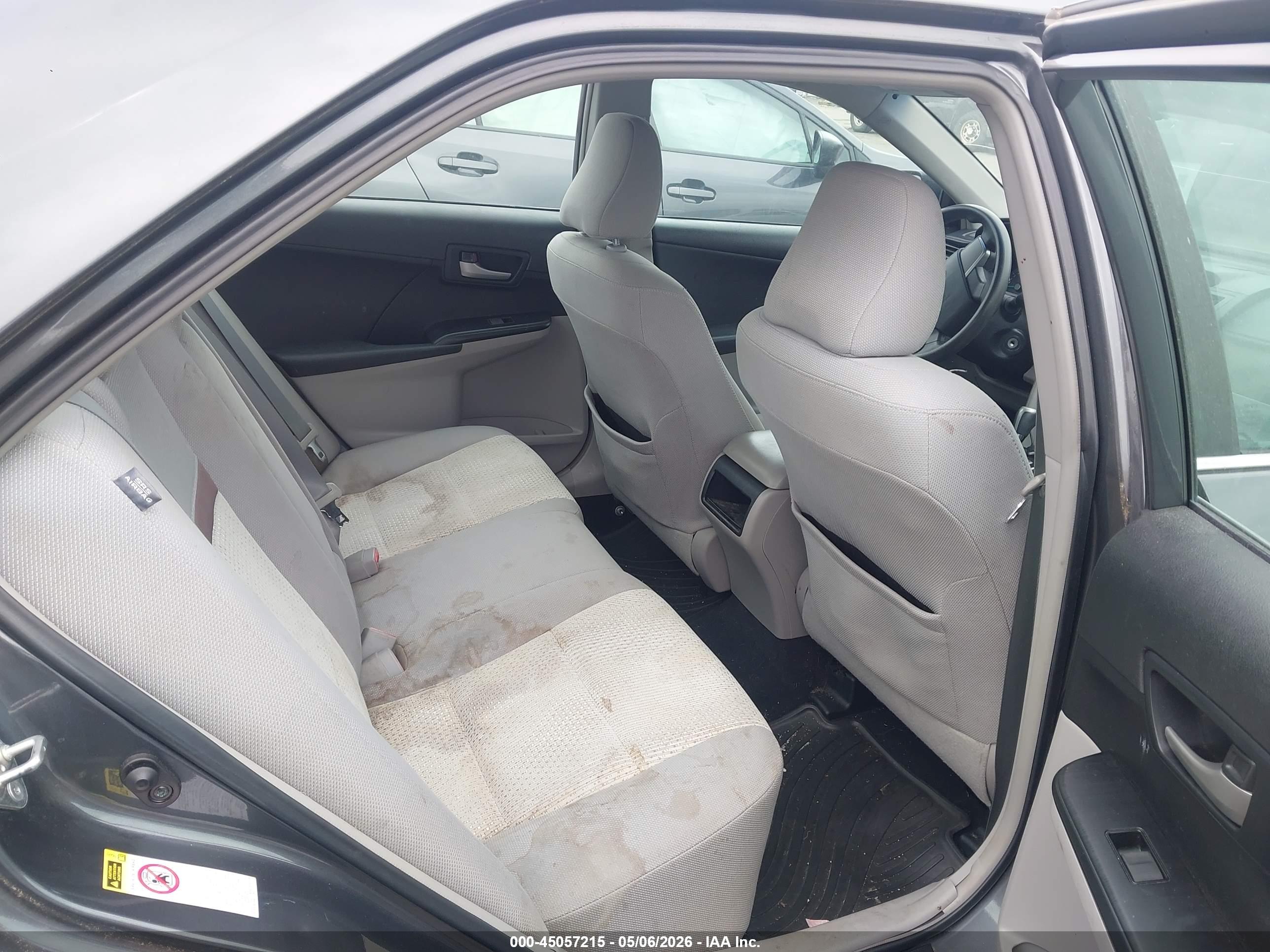 TOYOTA CAMRY image 8