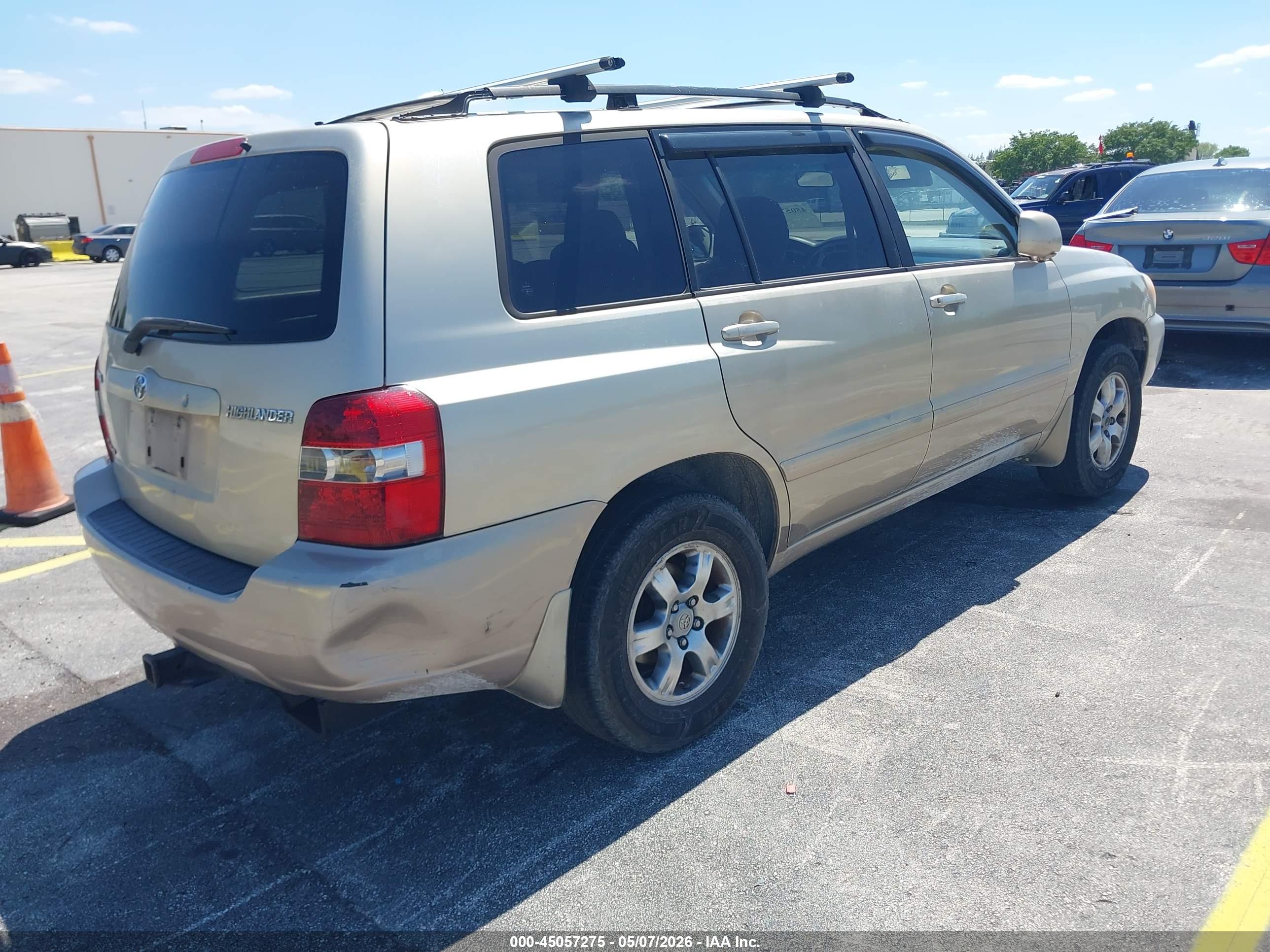 TOYOTA HIGHLANDER image 4