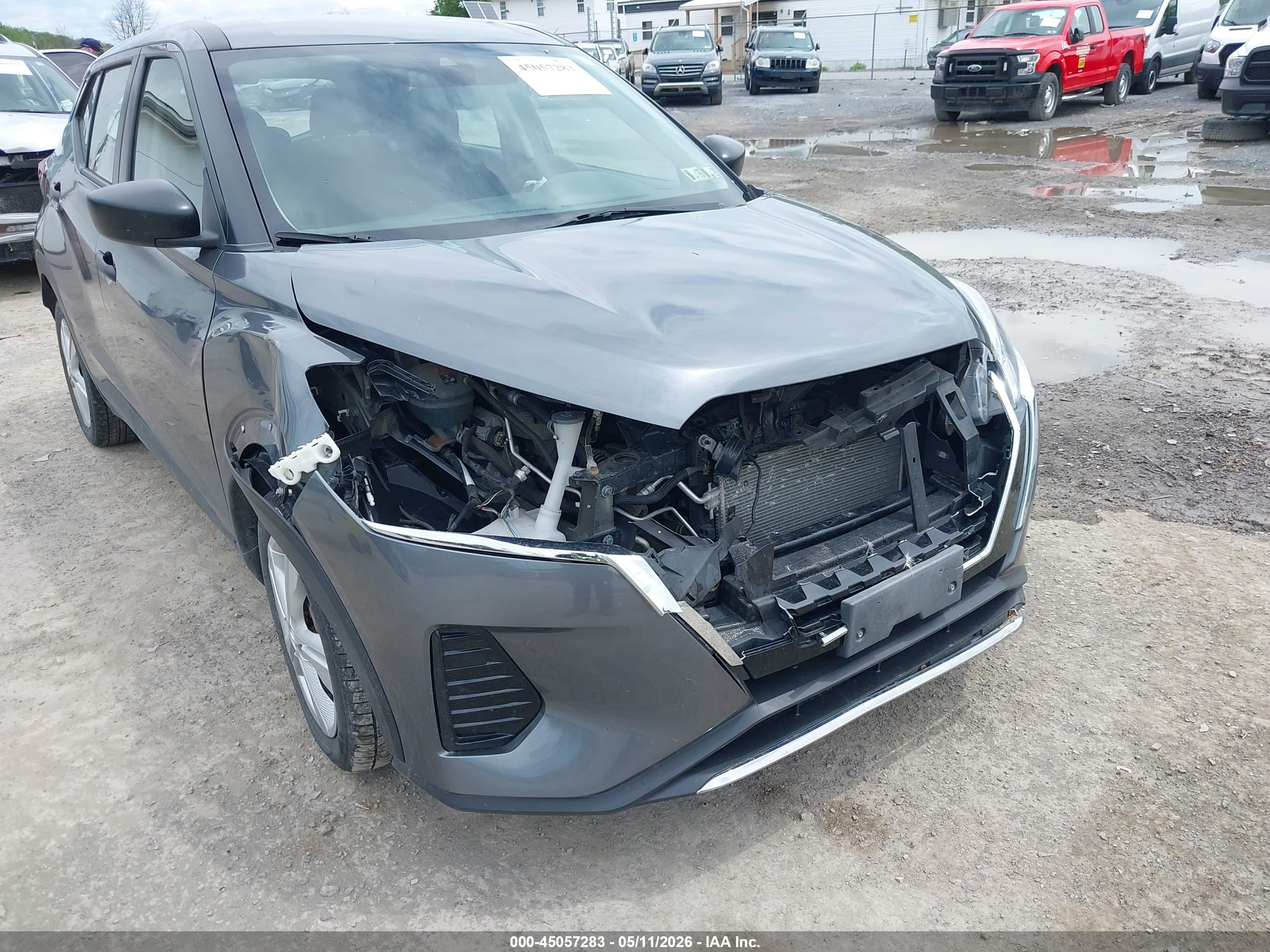 NISSAN KICKS image 6