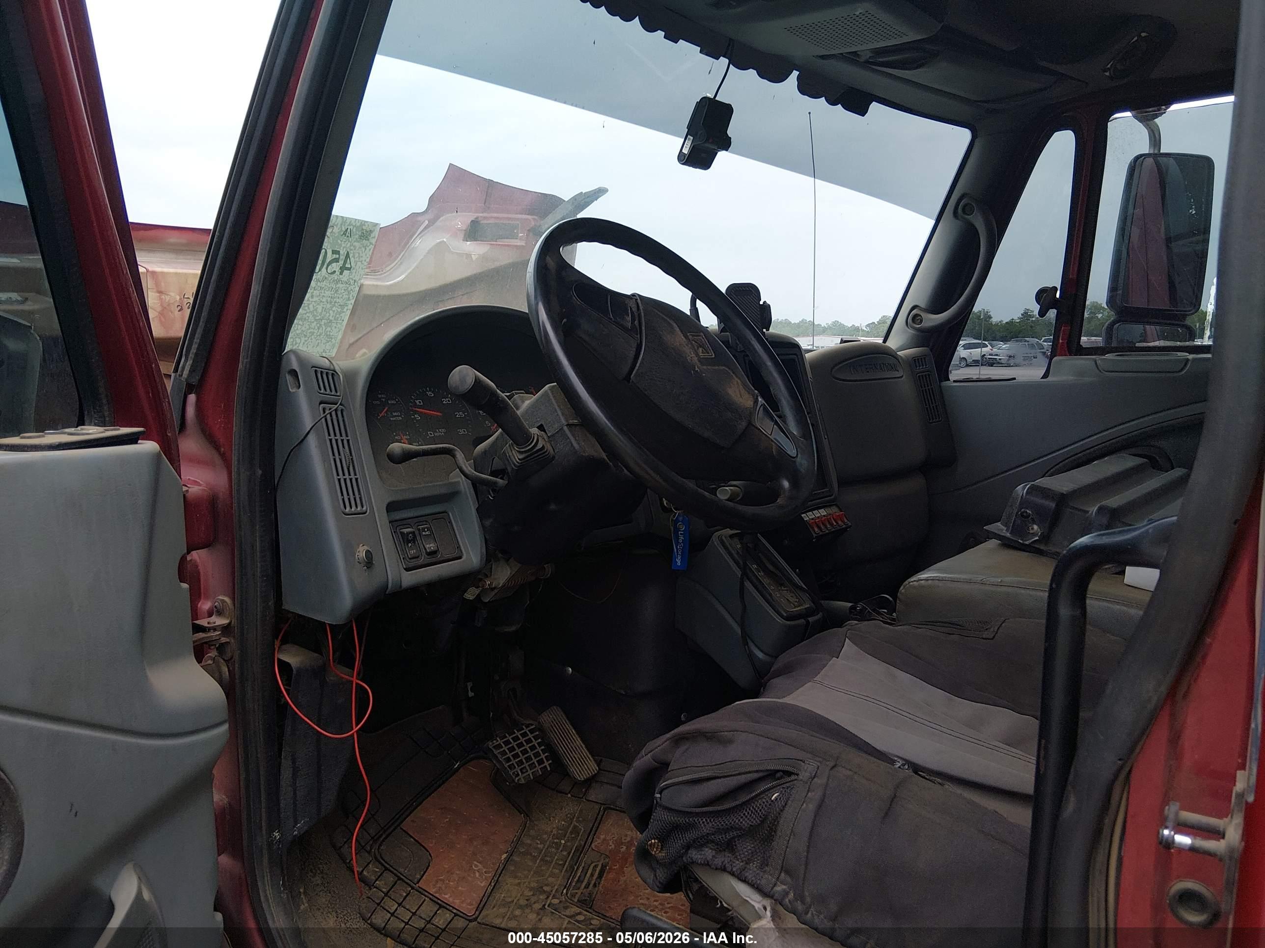 INTERNATIONAL 4000 image 8