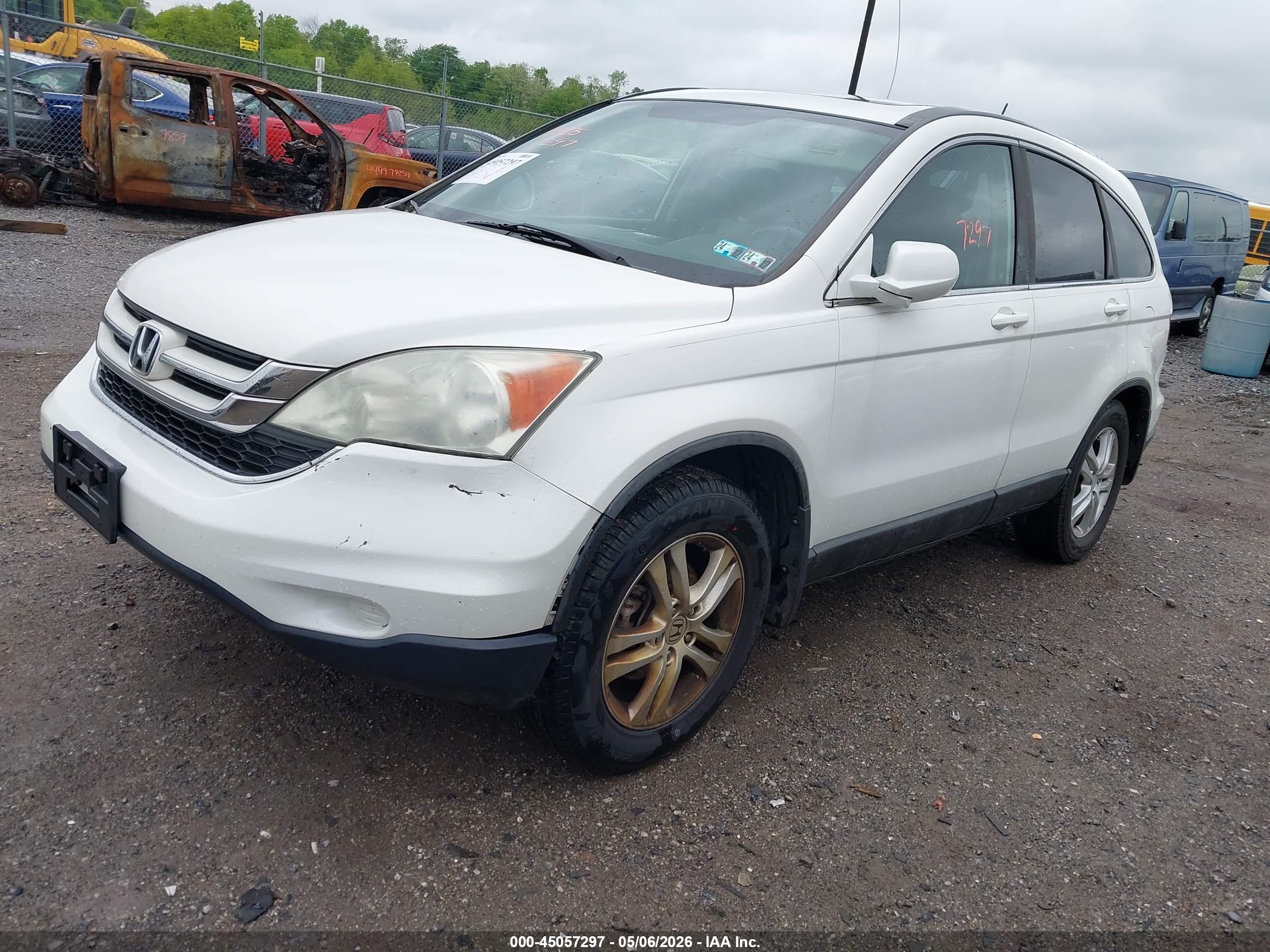 HONDA CR-V image 2
