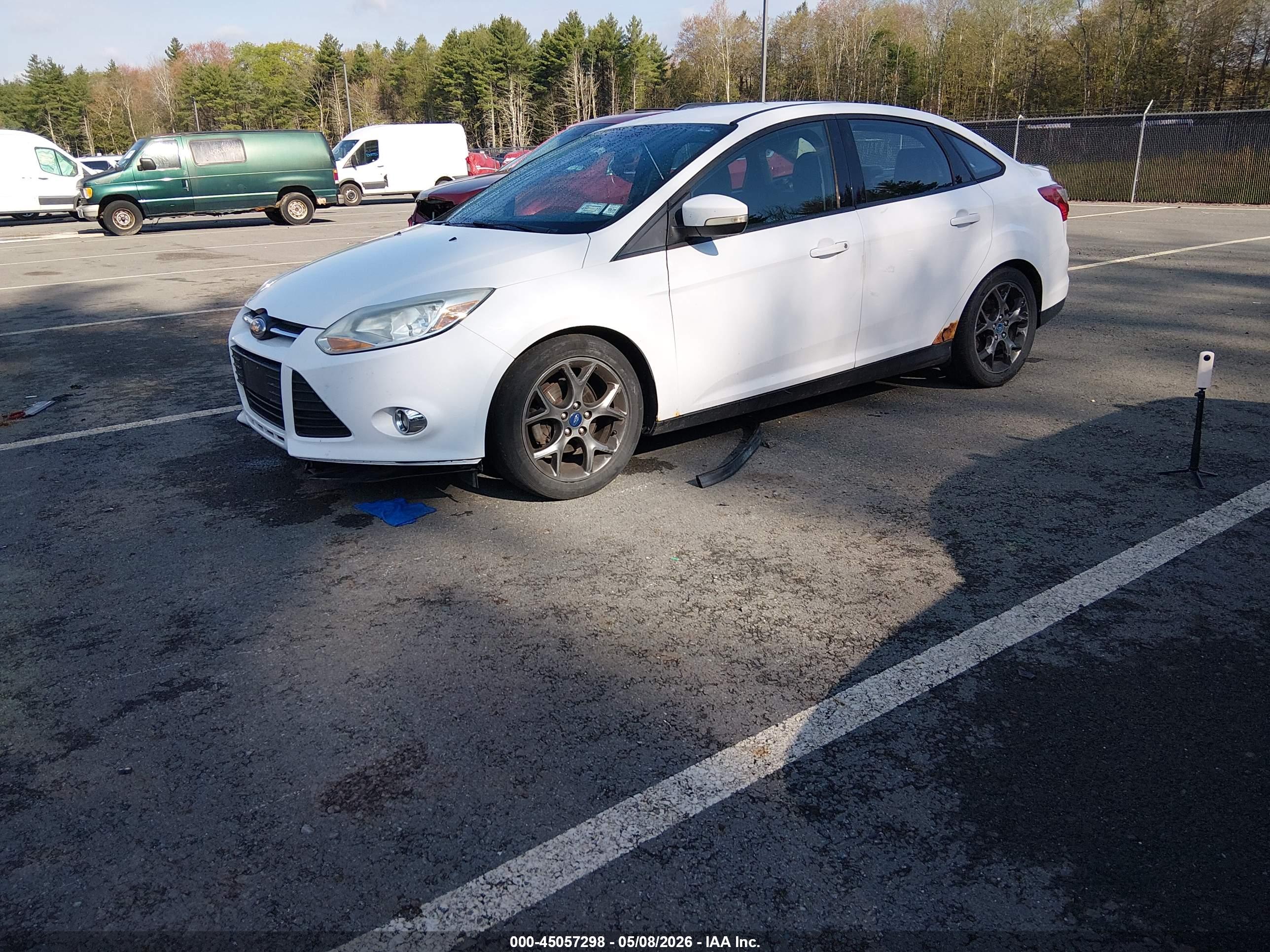 FORD FOCUS image 2