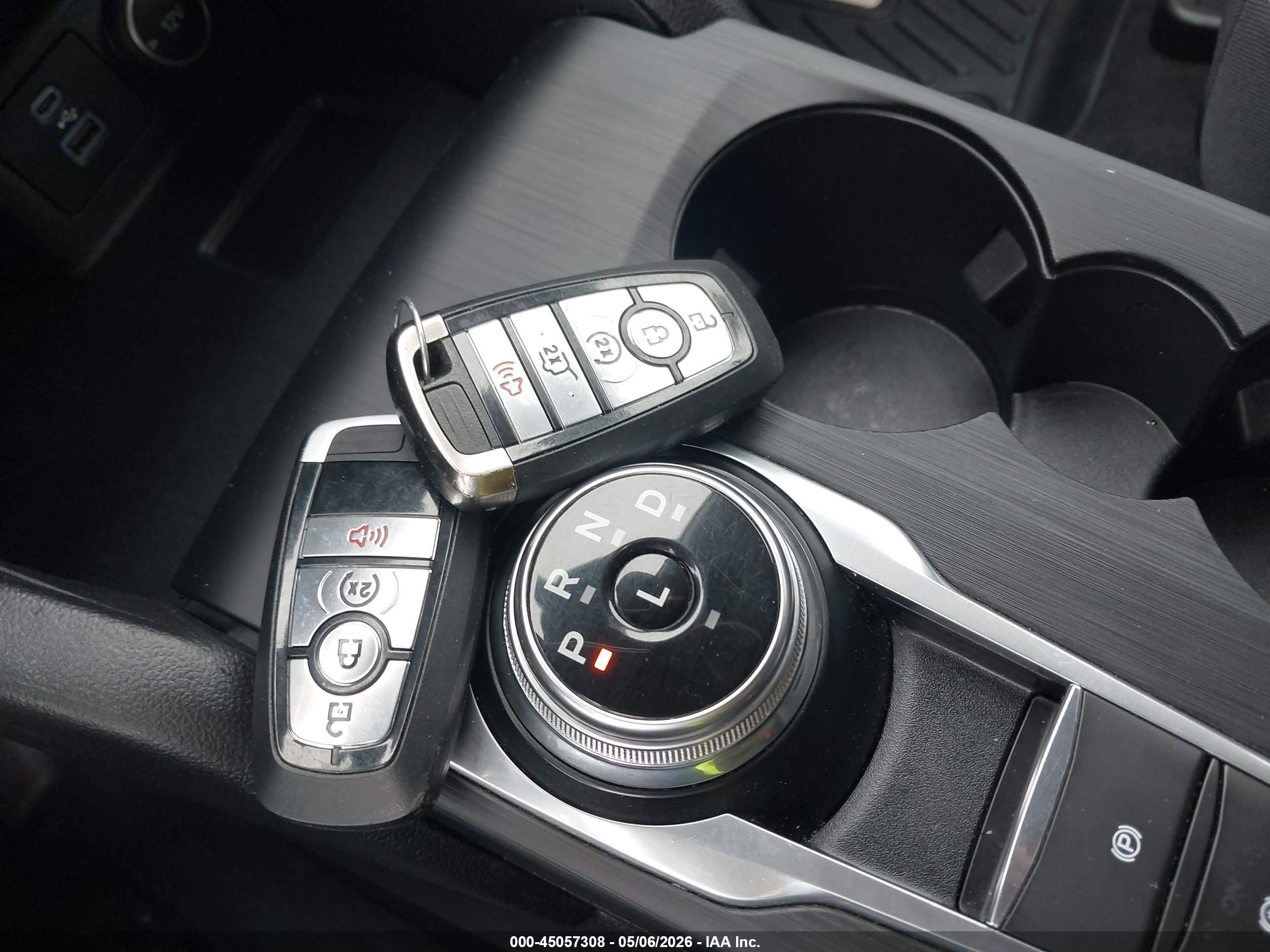 FORD ESCAPE image 11