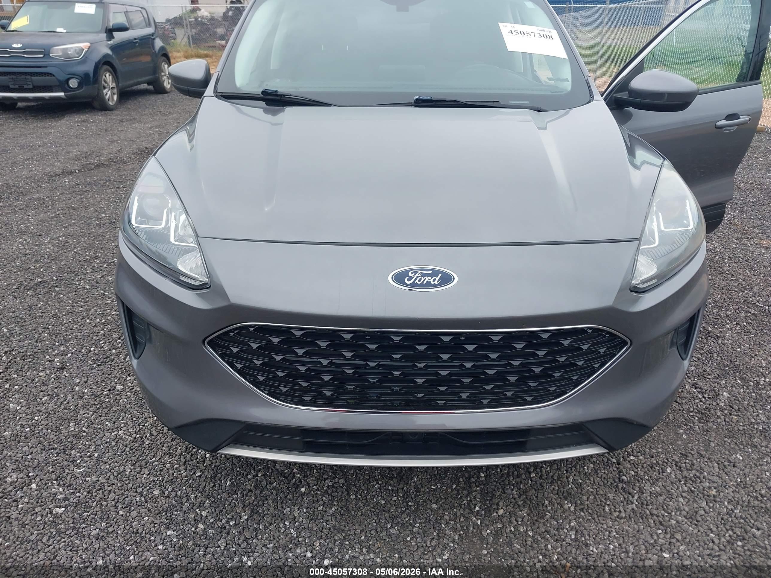FORD ESCAPE image 6