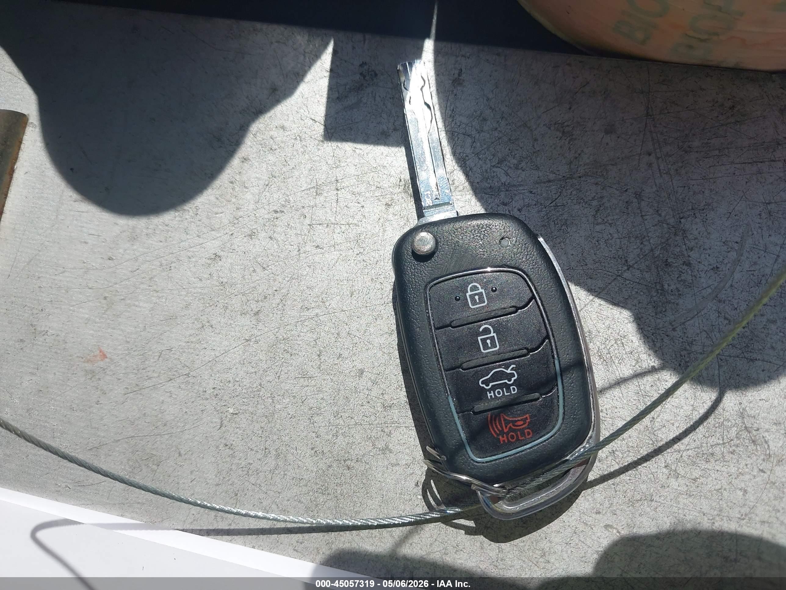 HYUNDAI SONATA image 11
