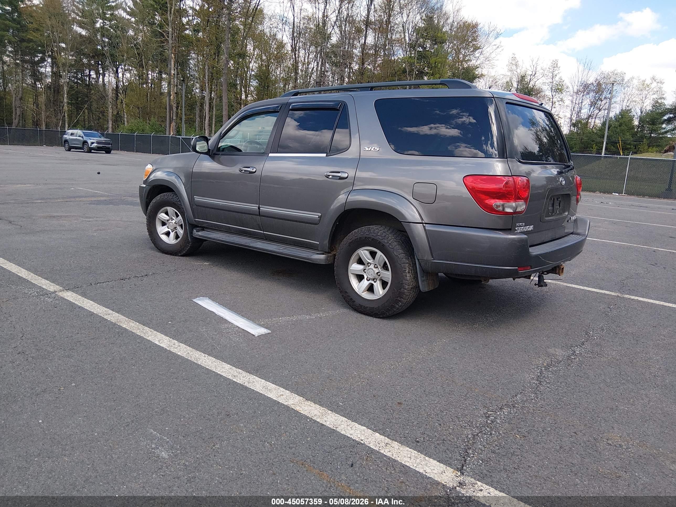 TOYOTA SEQUOIA image 3
