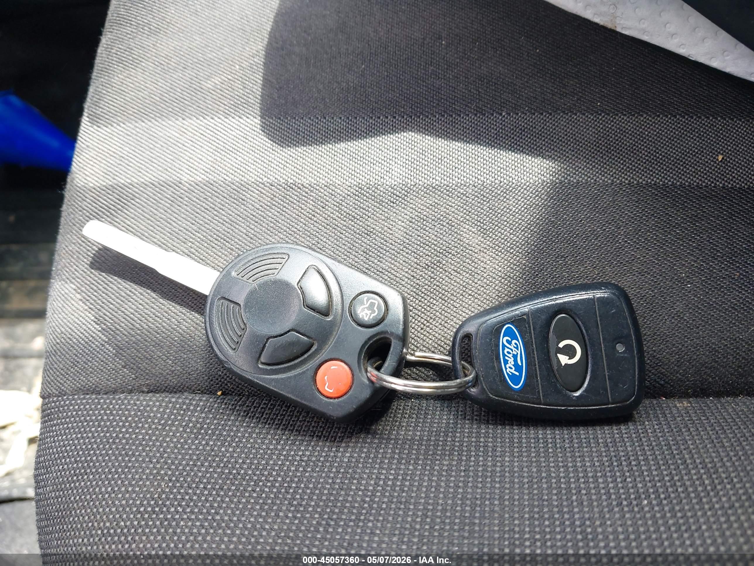 FORD TRANSIT image 11