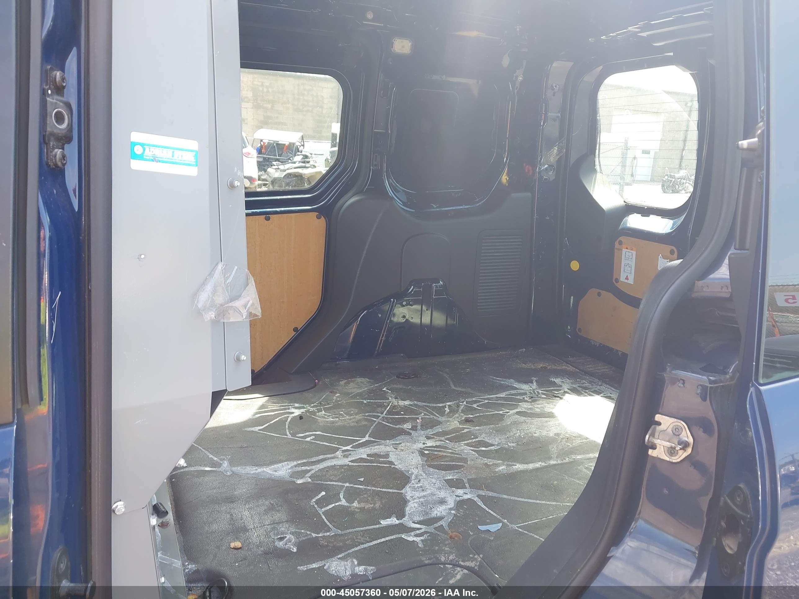 FORD TRANSIT image 8