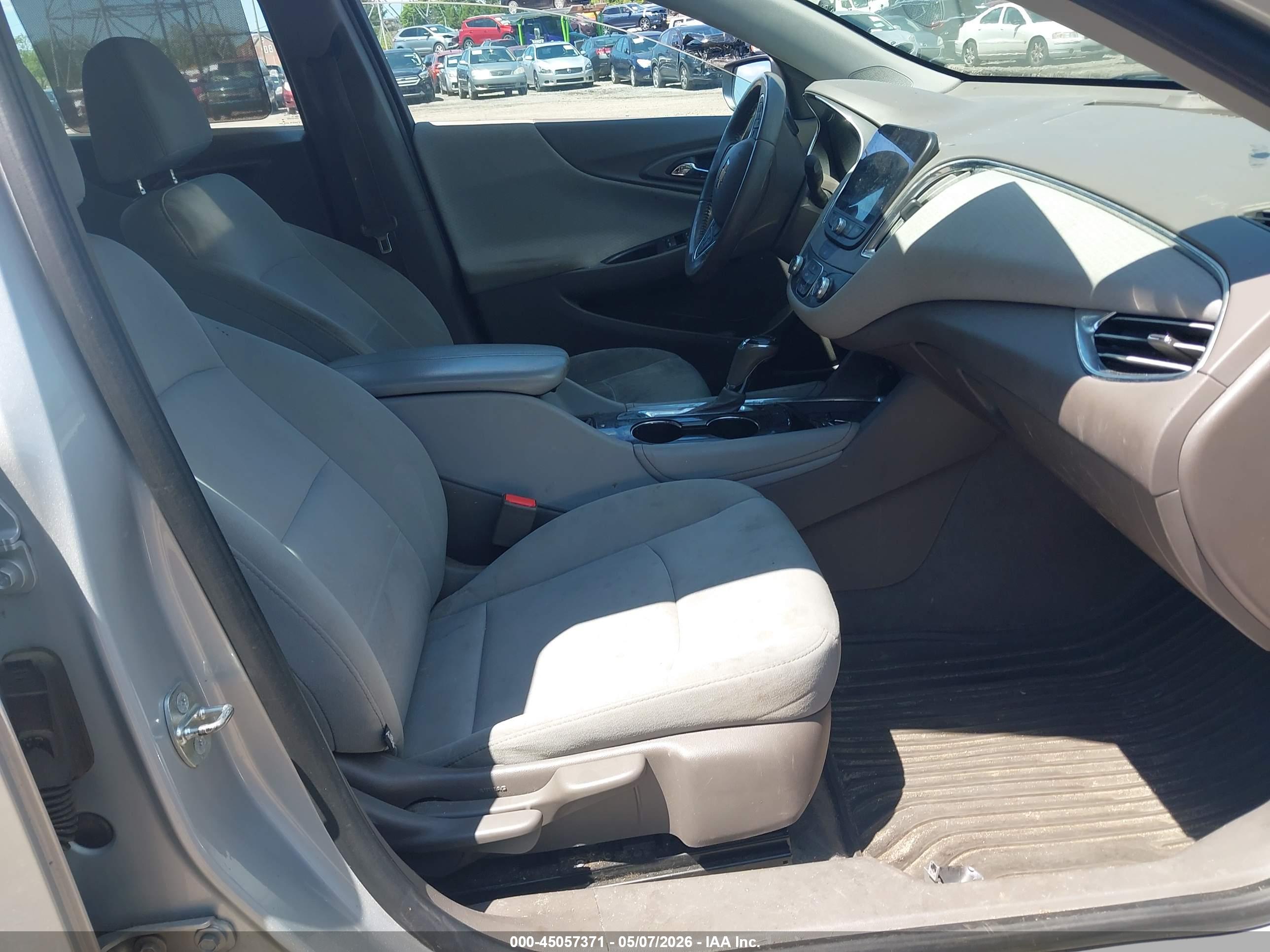 CHEVROLET MALIBU image 5