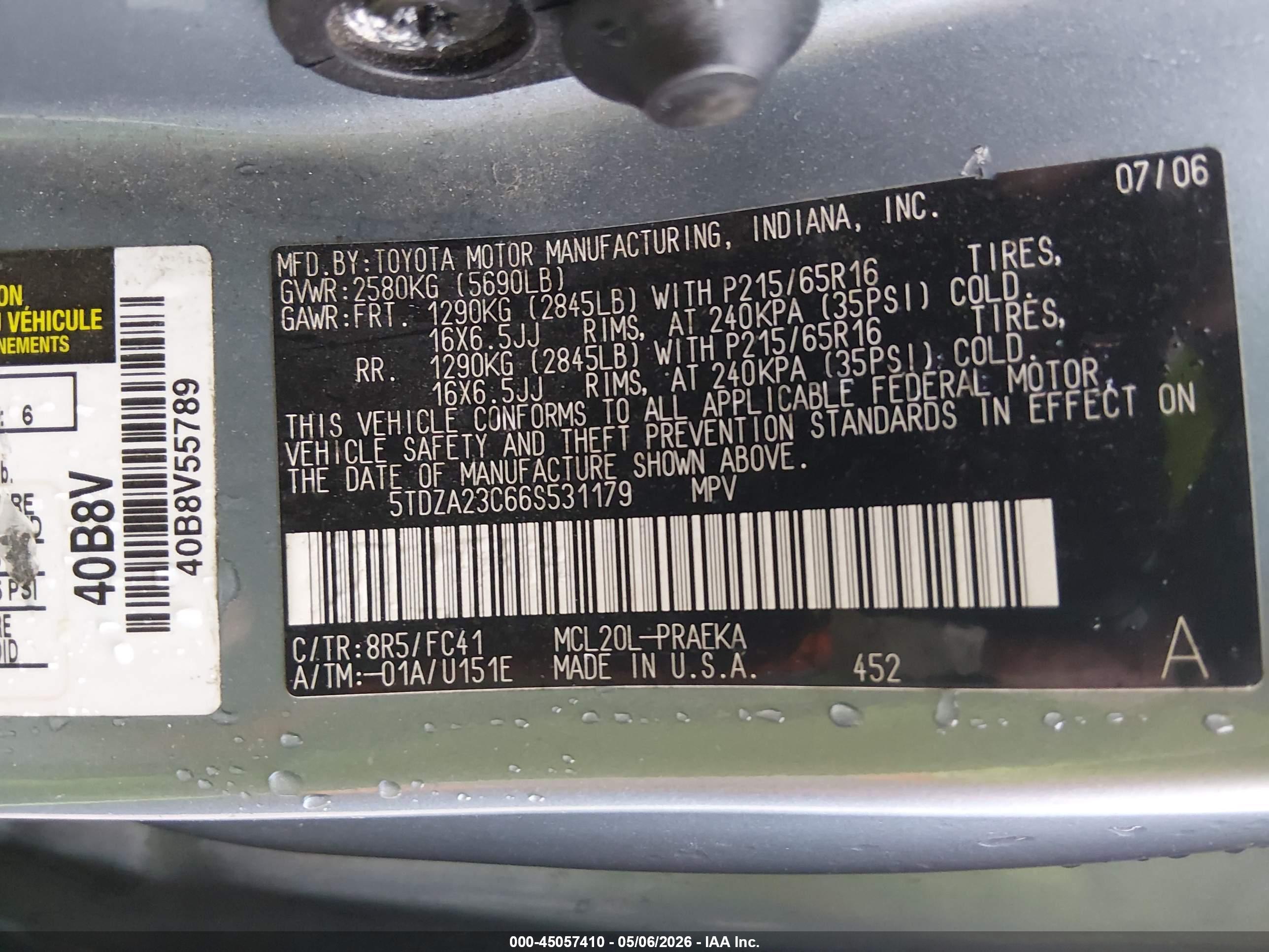 TOYOTA SIENNA image 9
