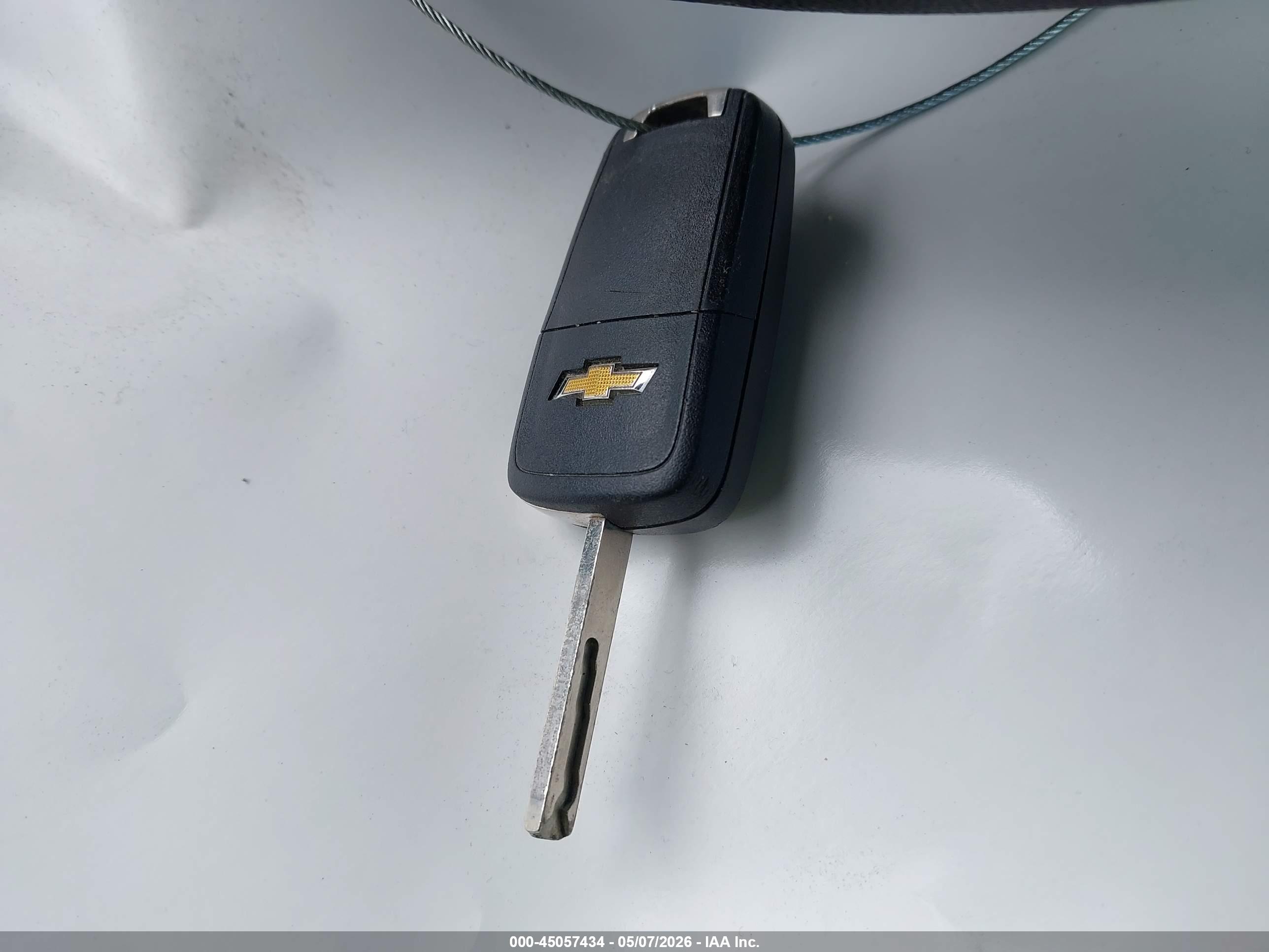 CHEVROLET EQUINOX image 11