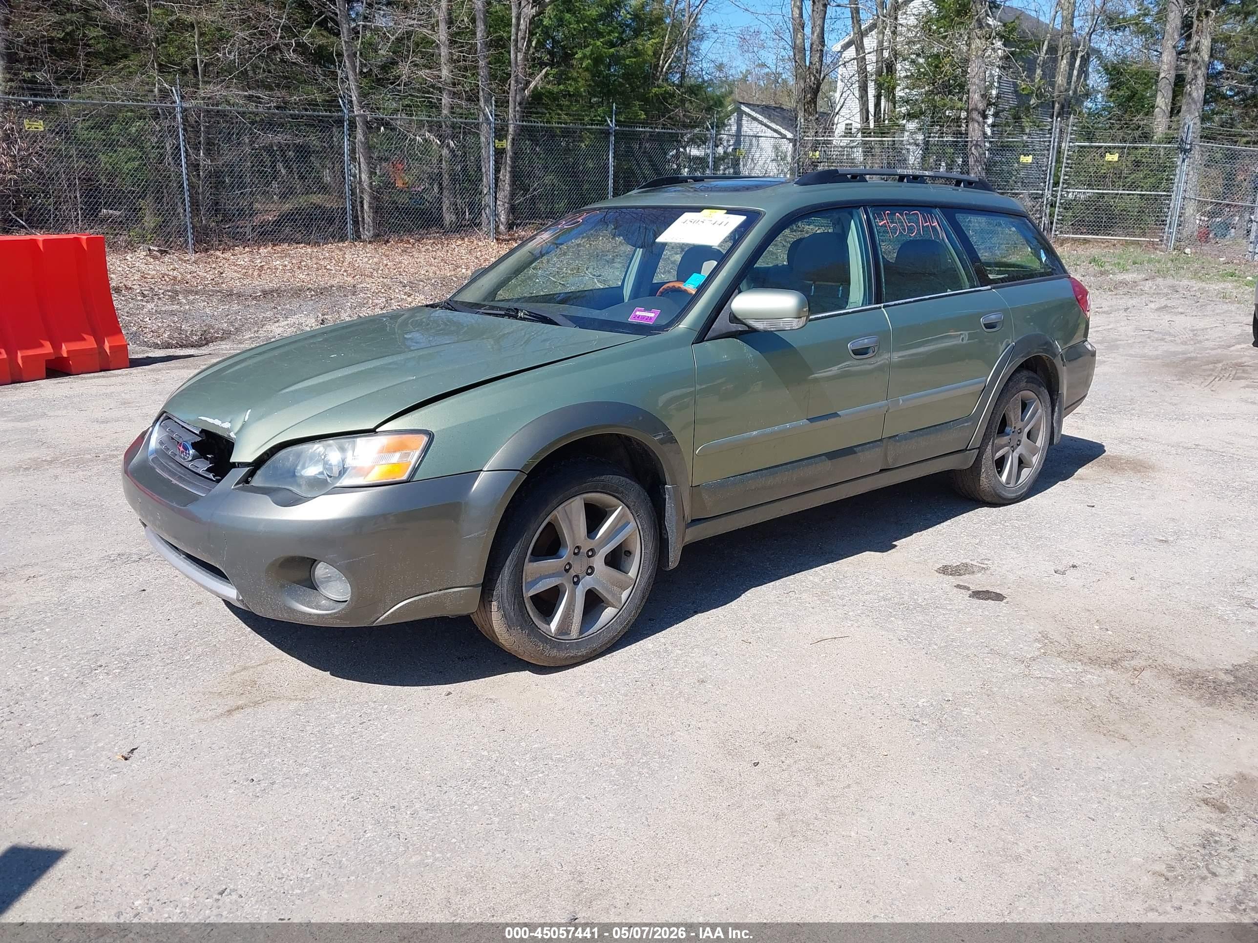 SUBARU OUTBACK image 2