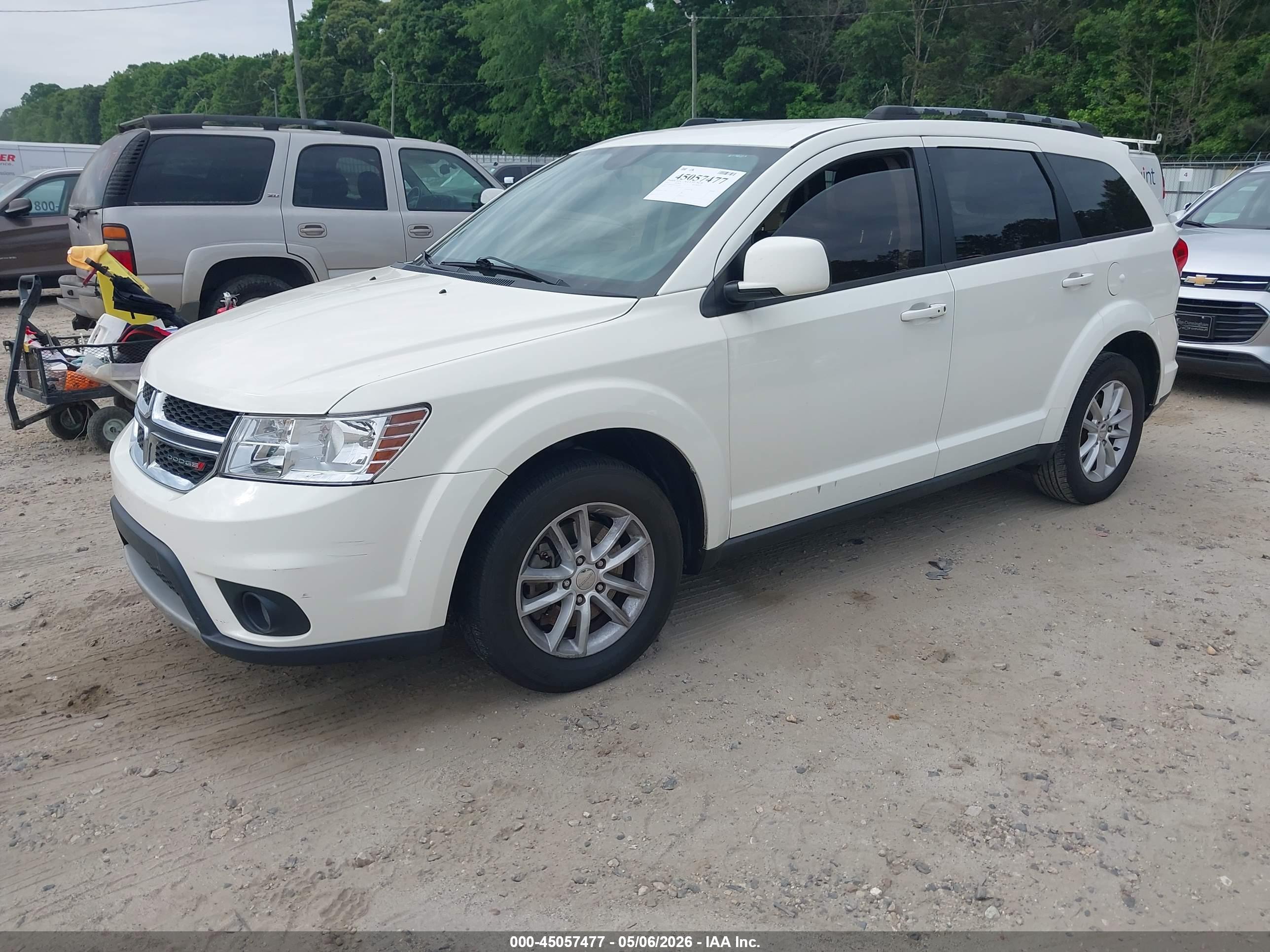 DODGE JOURNEY image 2