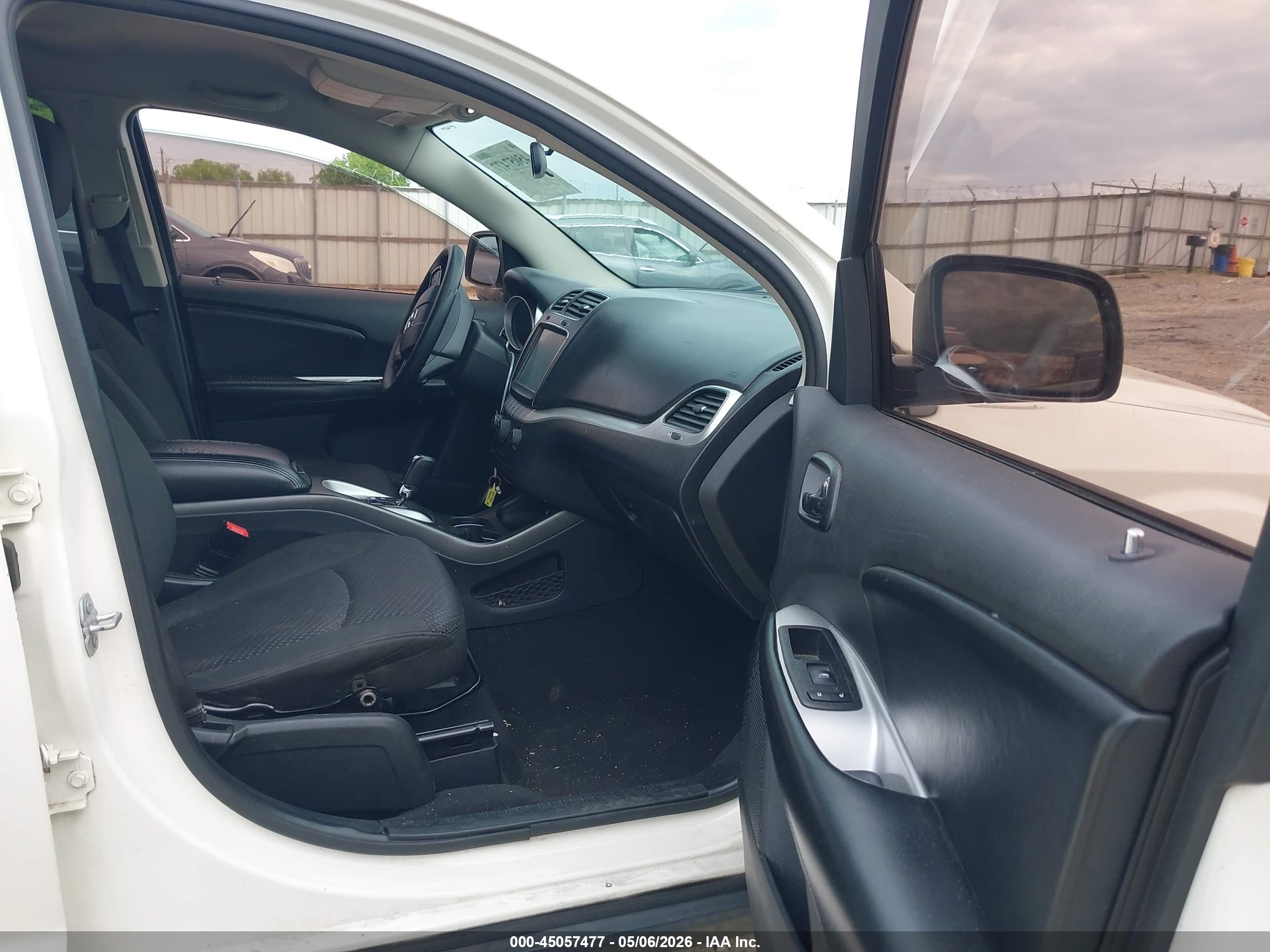 DODGE JOURNEY image 5