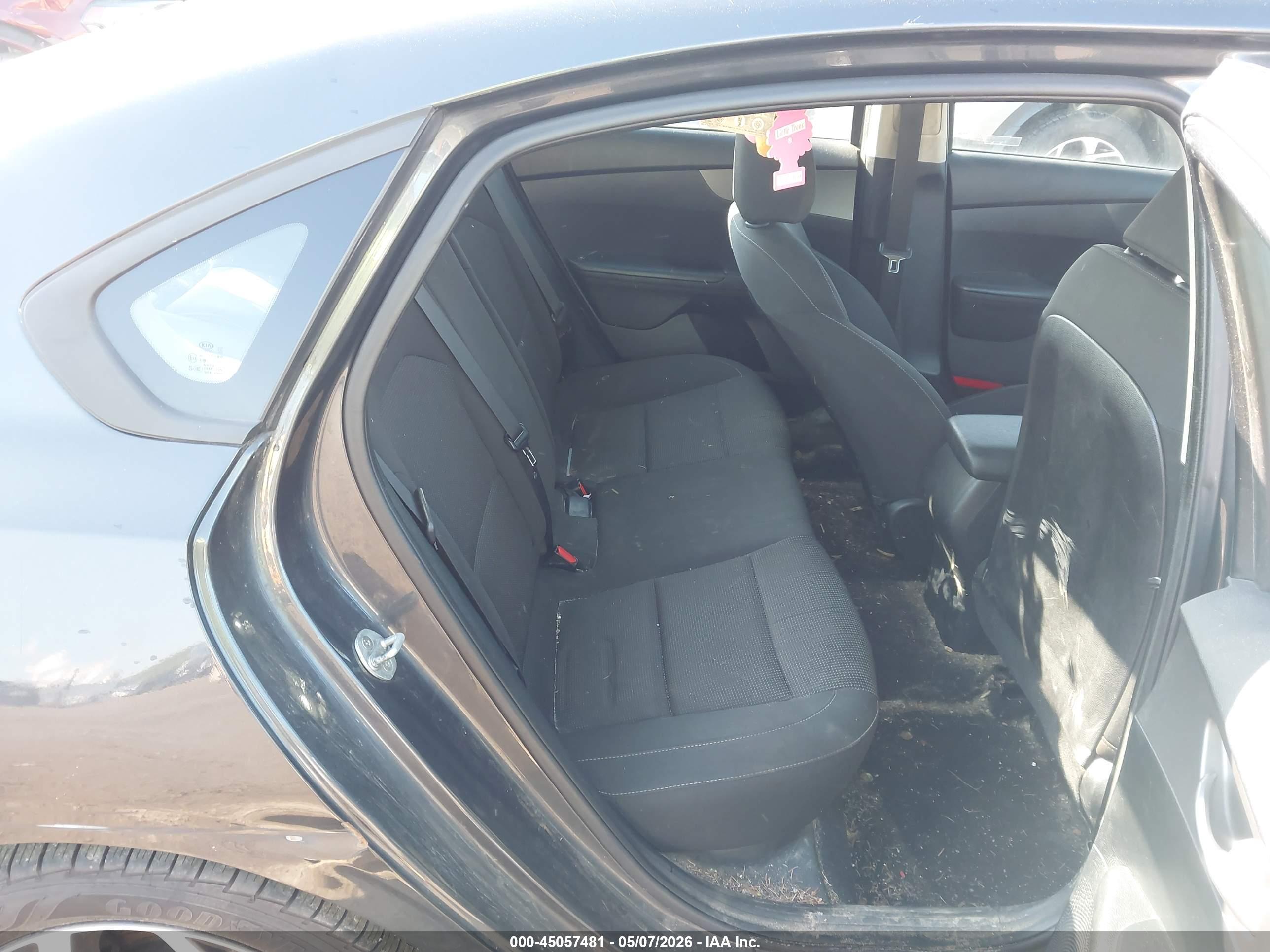 KIA FORTE image 8