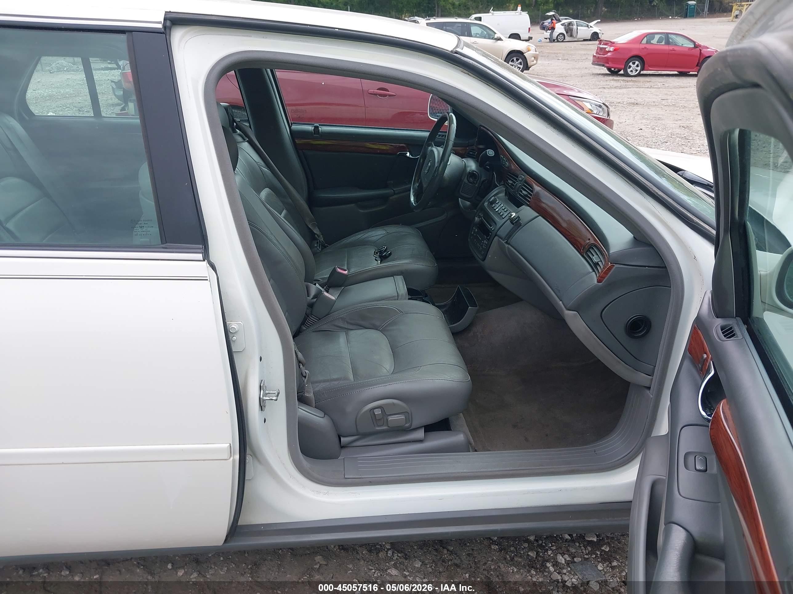 CADILLAC DEVILLE image 5