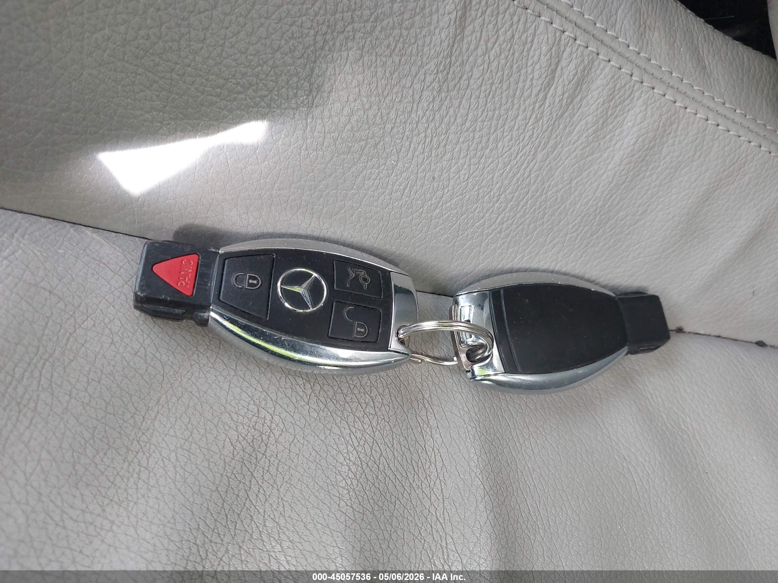 MERCEDES-BENZ SLK image 11