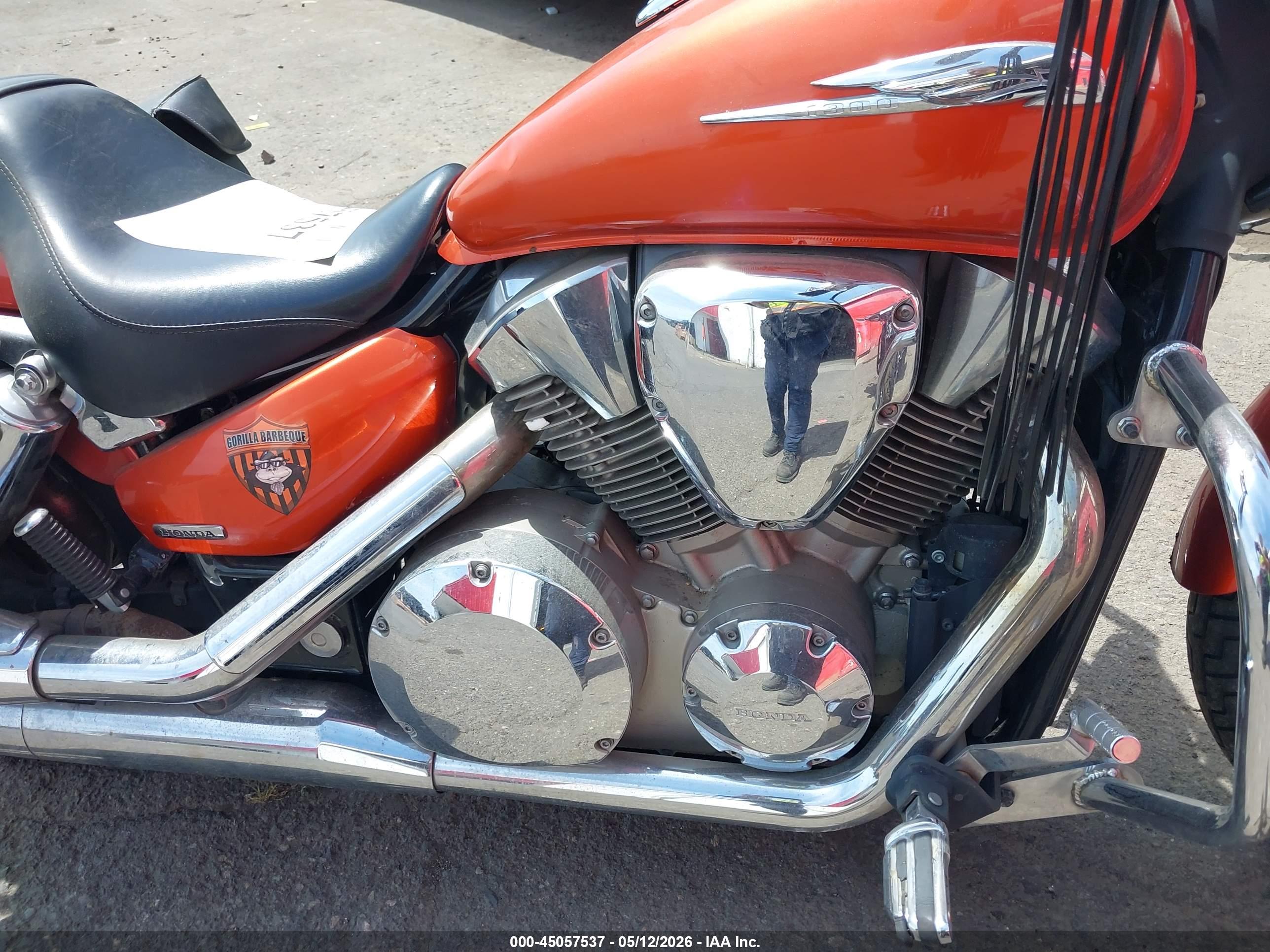 HONDA VTX1300 image 8